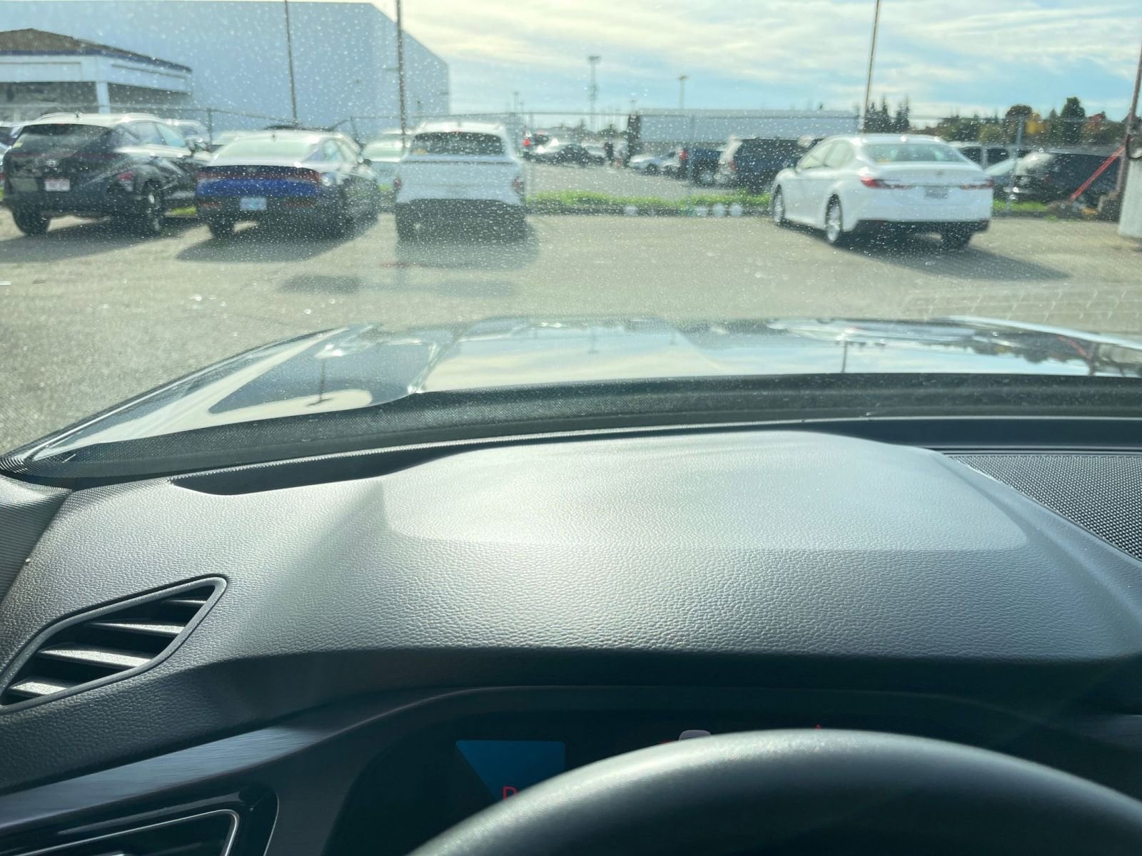 Thumbnail: 2025 Volkswagen Atlas - 34