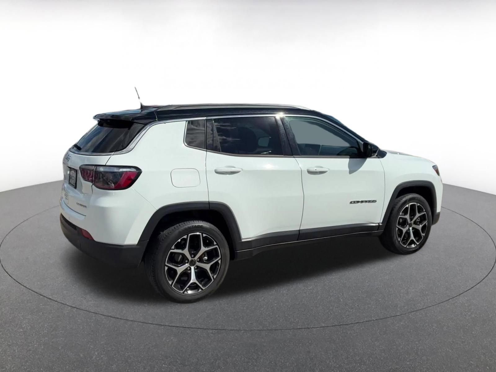 Thumbnail: 2025 Jeep Compass - 14