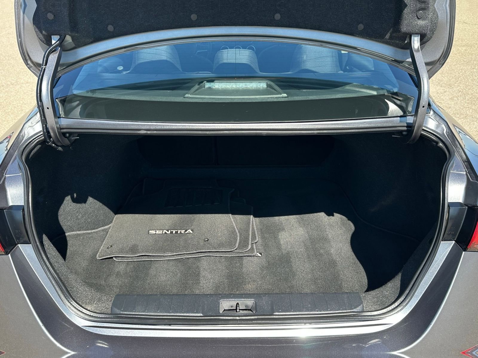 Thumbnail: 2025 Nissan Sentra - 30