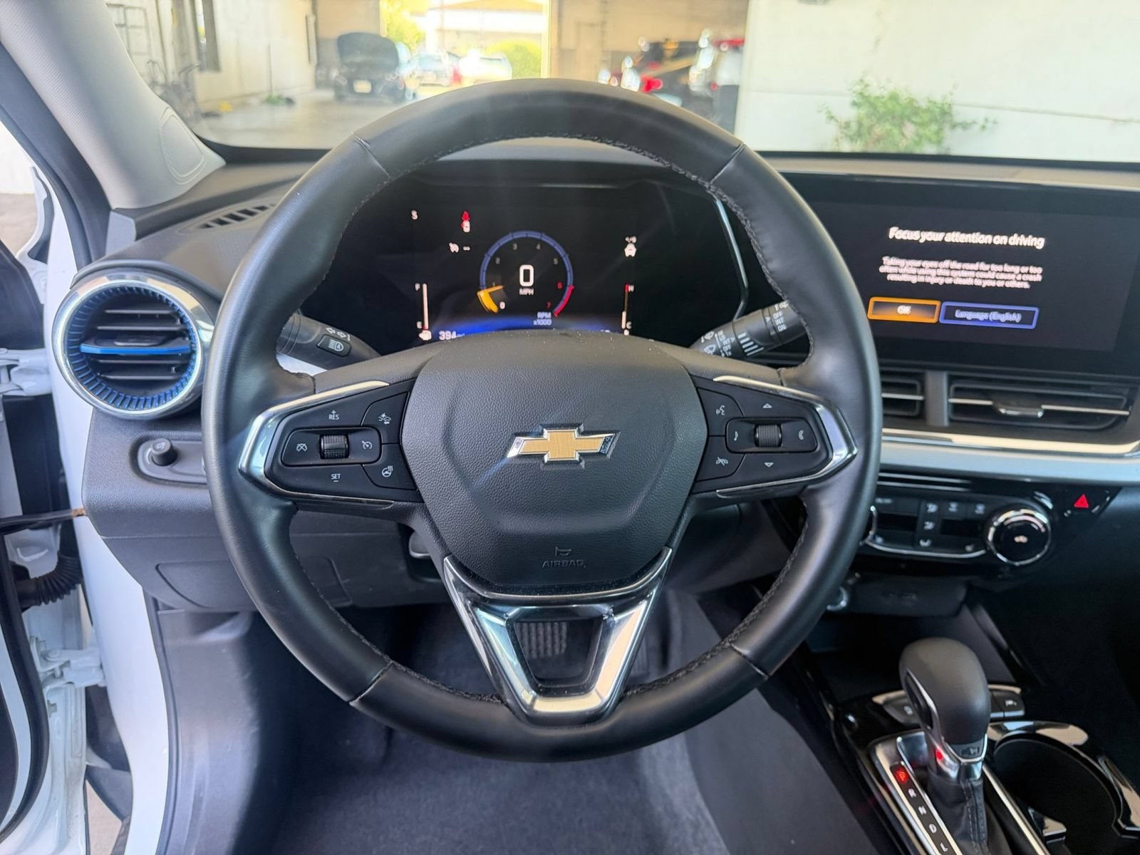 Thumbnail: 2025 Chevrolet Trax - 28
