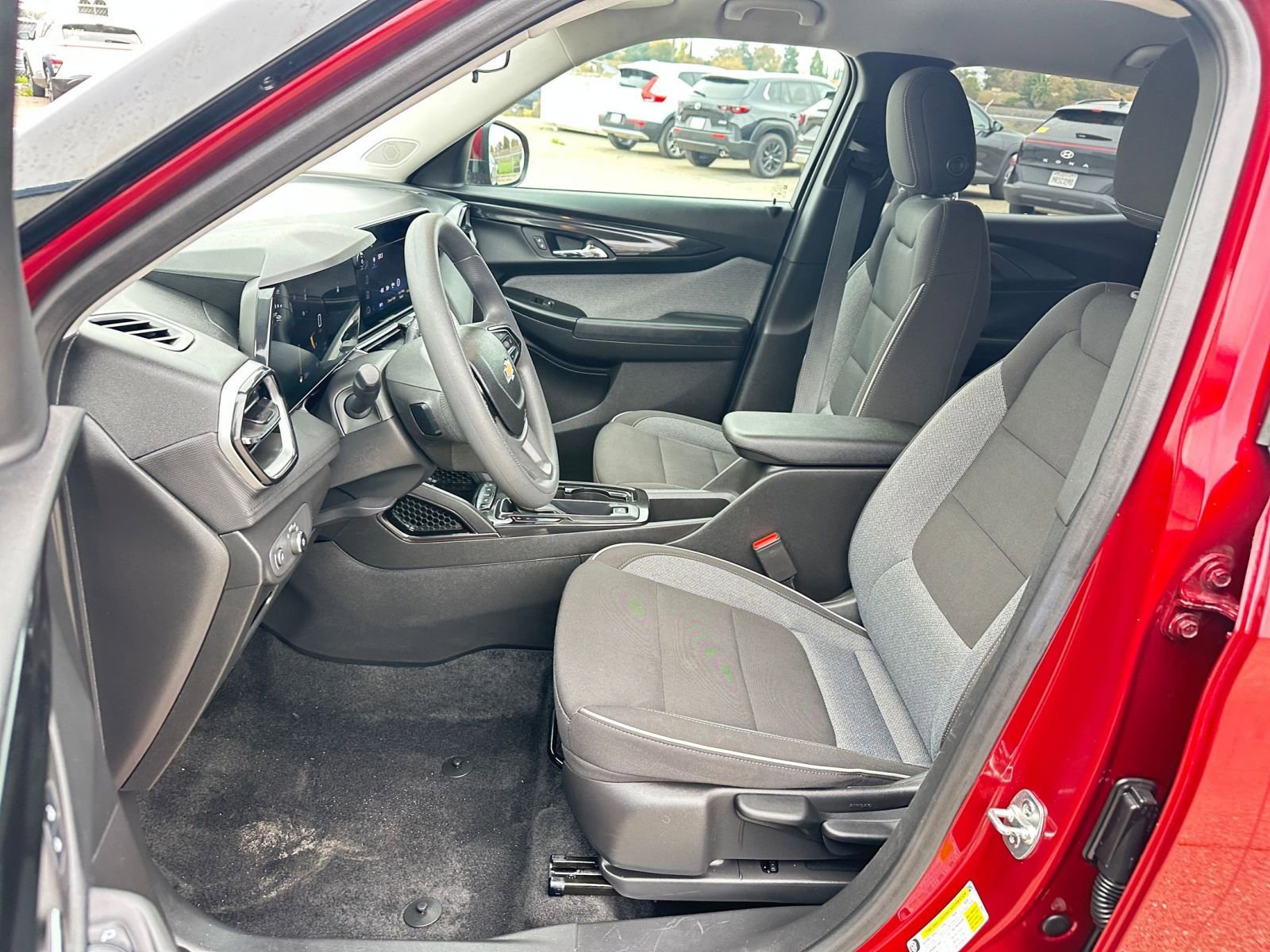 Thumbnail: 2025 Chevrolet TrailBlazer - 27