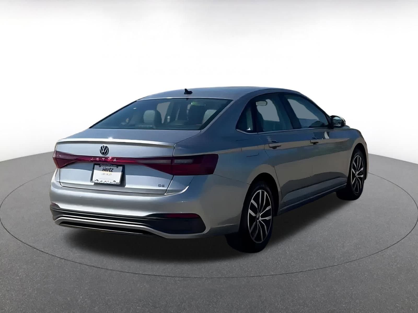 Thumbnail: 2025 Volkswagen Jetta - 14