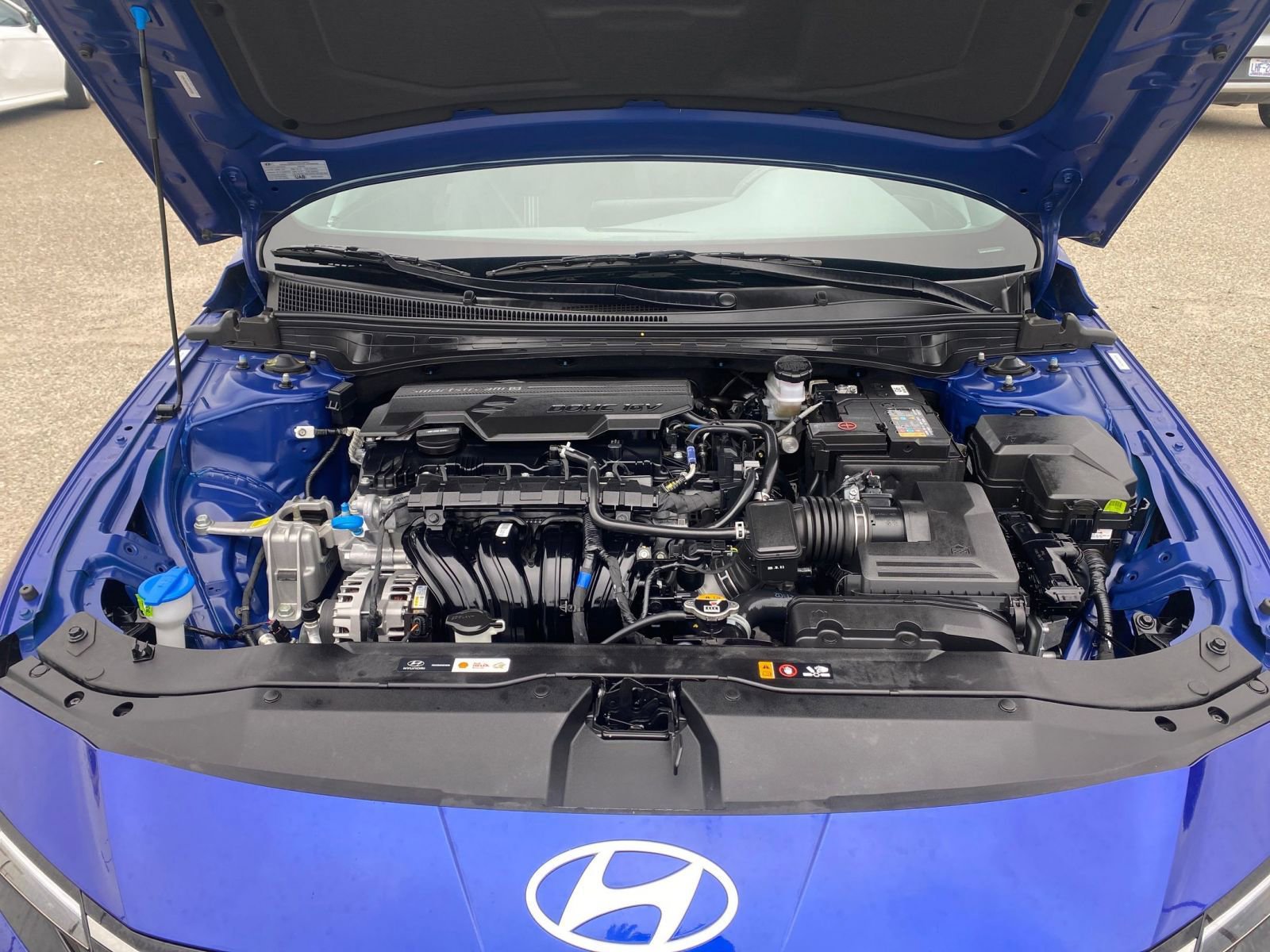 Thumbnail: 2025 Hyundai Elantra - 32