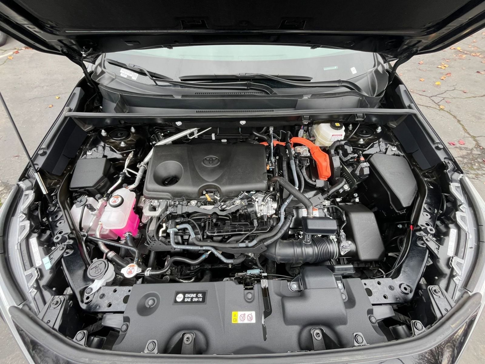 Thumbnail: 2025 Toyota RAV4 - 32