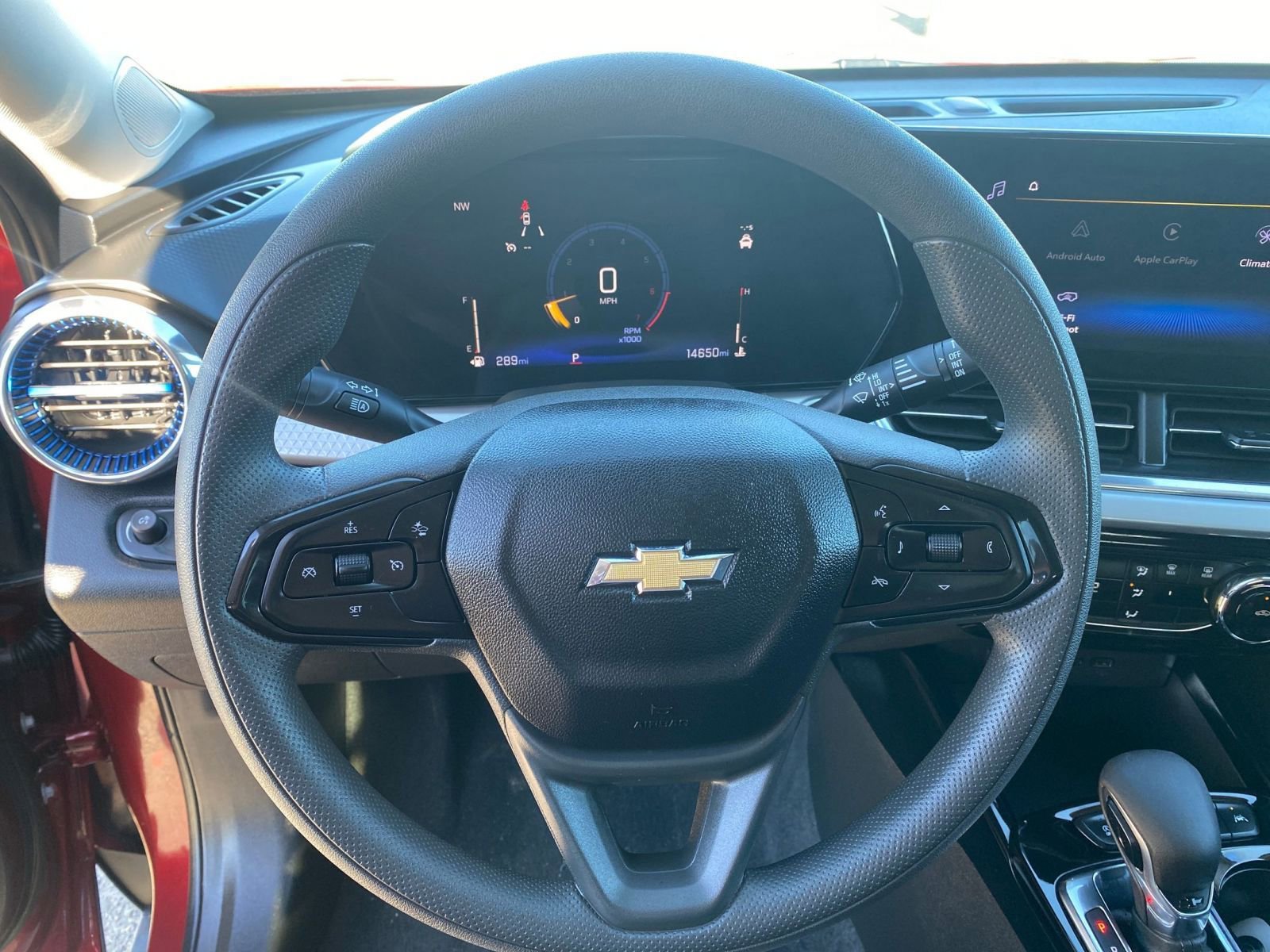 Thumbnail: 2025 Chevrolet Trax - 28