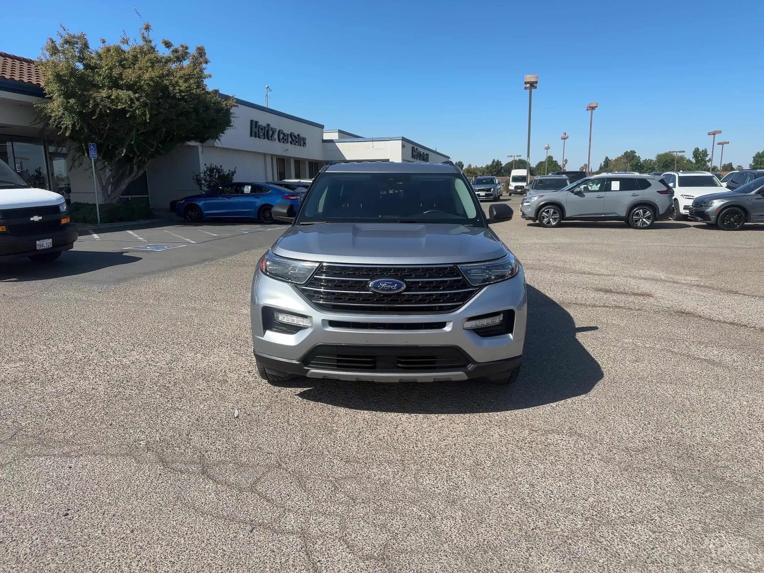 2023 Ford Explorer XLT 8