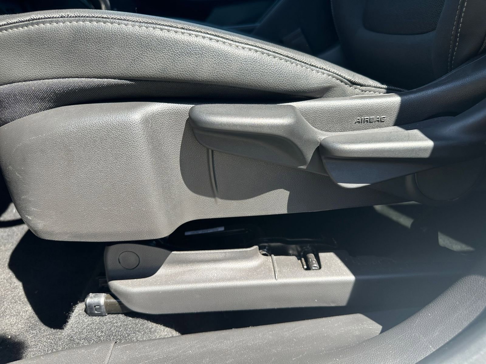 Thumbnail: 2025 Buick Encore GX - 22
