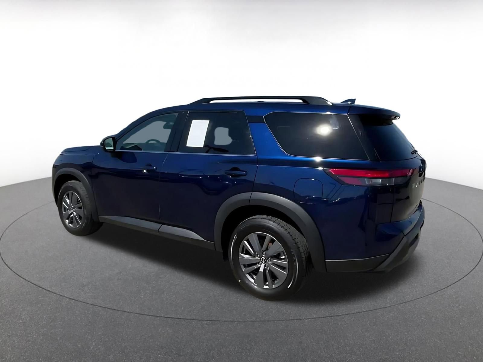 Thumbnail: 2025 Nissan Pathfinder - 10