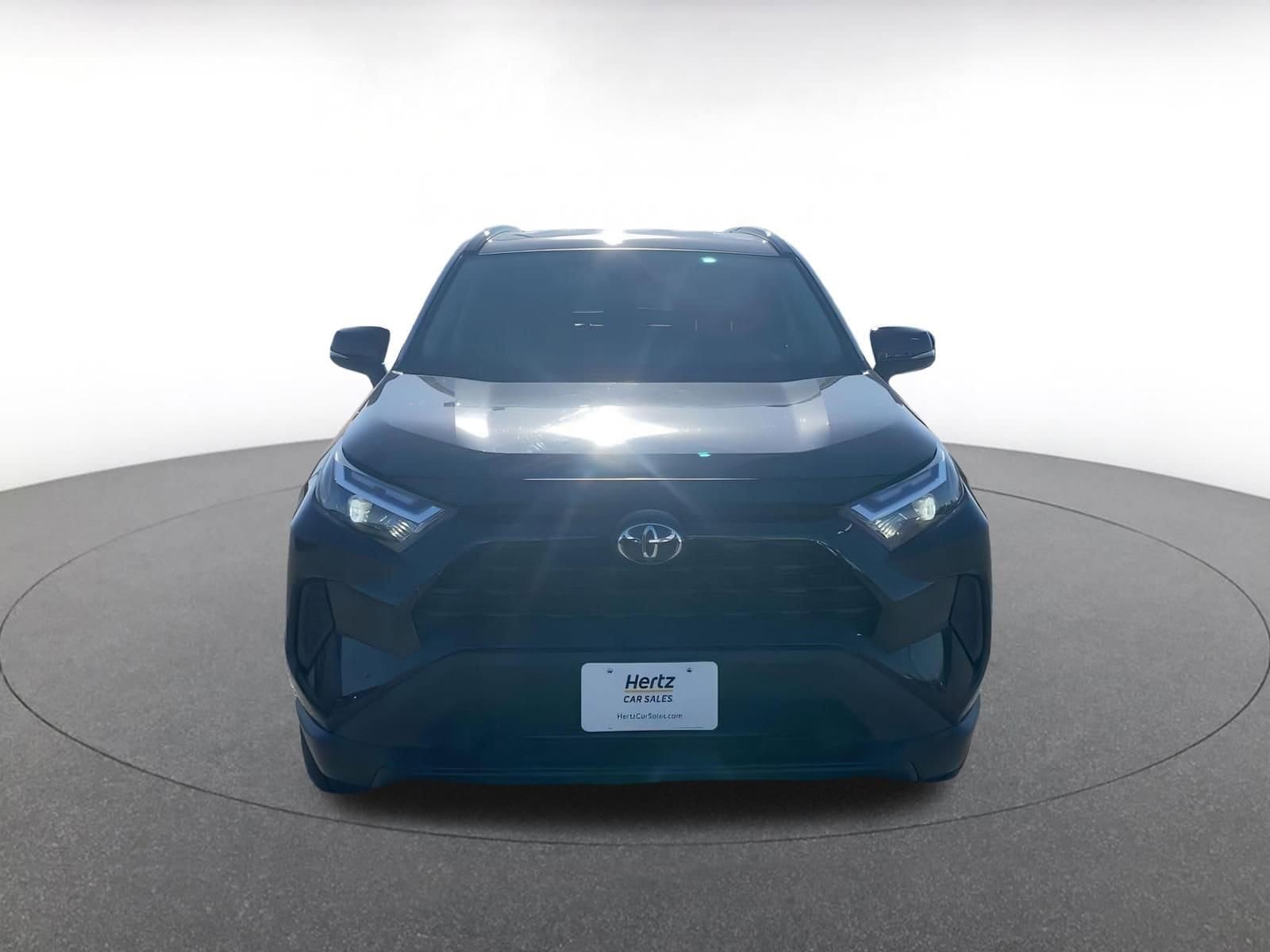 Thumbnail: 2025 Toyota RAV4 - 8
