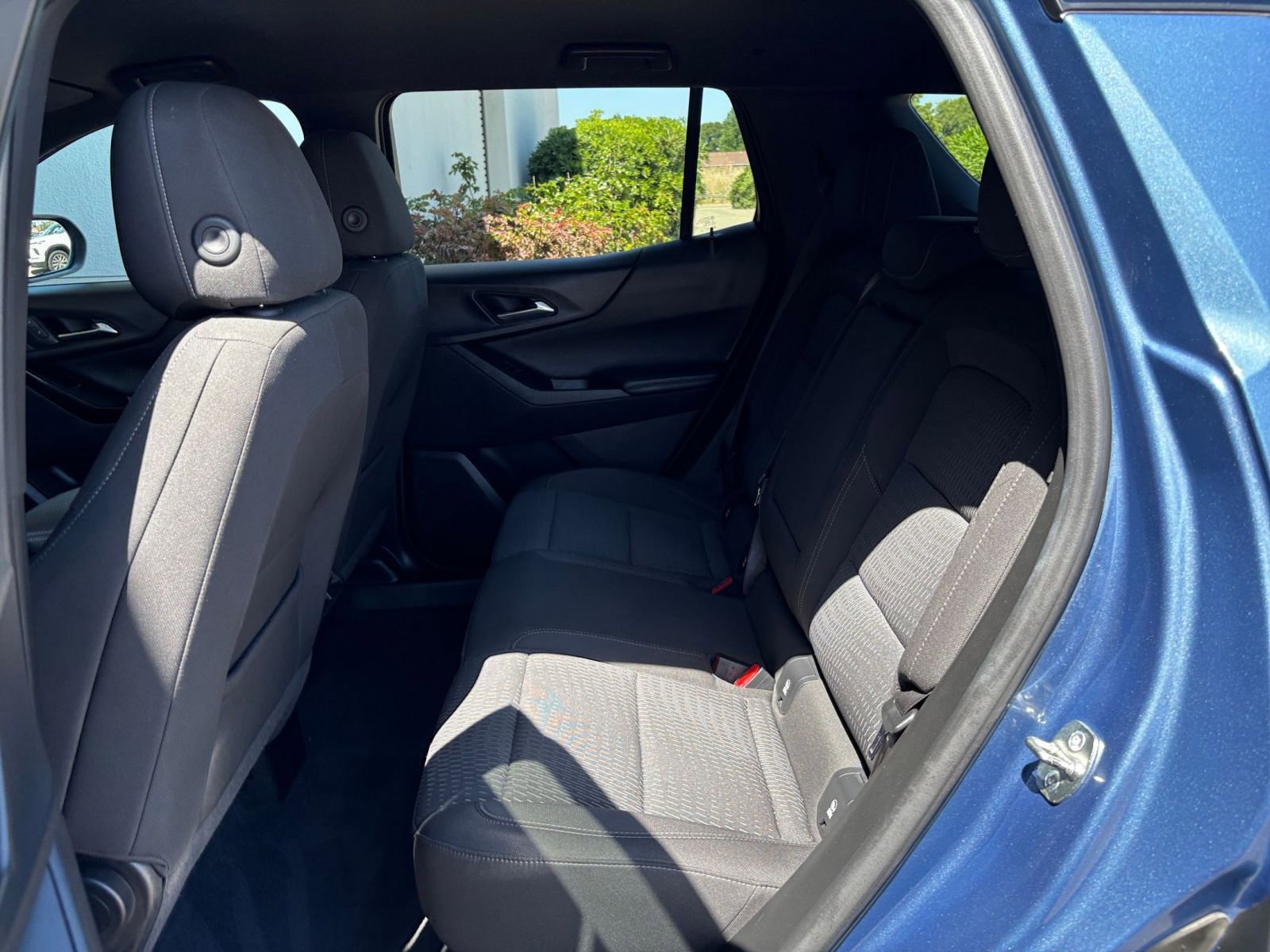 Thumbnail: 2025 Chevrolet Equinox - 25