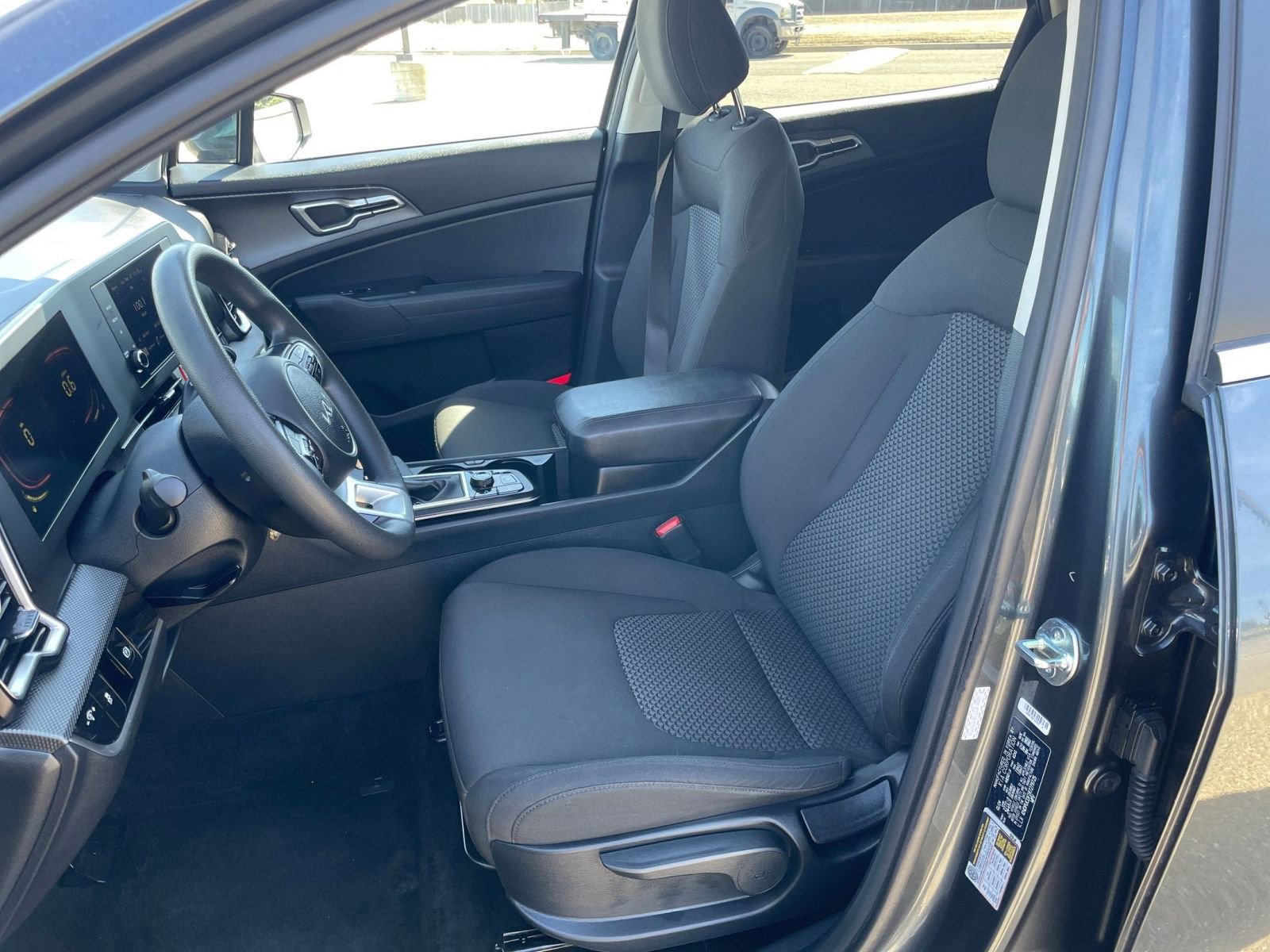 Thumbnail: 2024 Kia Sportage - 35