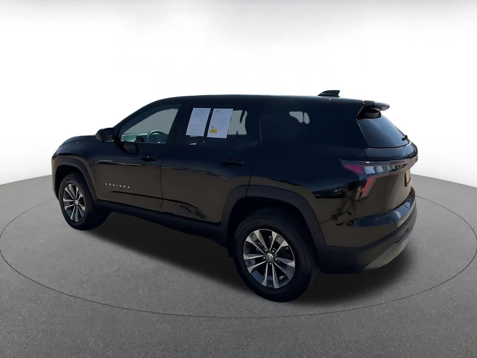 Thumbnail: 2025 Chevrolet Equinox - 9
