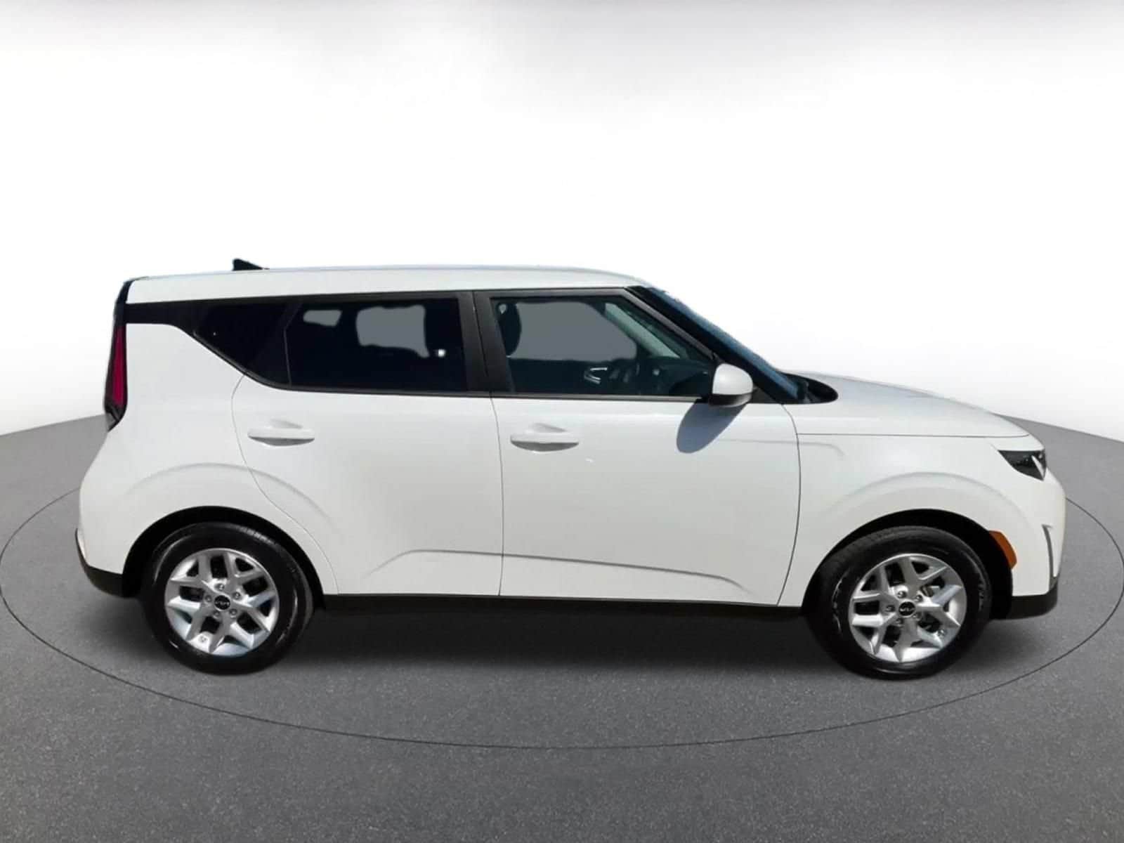 Thumbnail: 2025 Kia Soul - 13