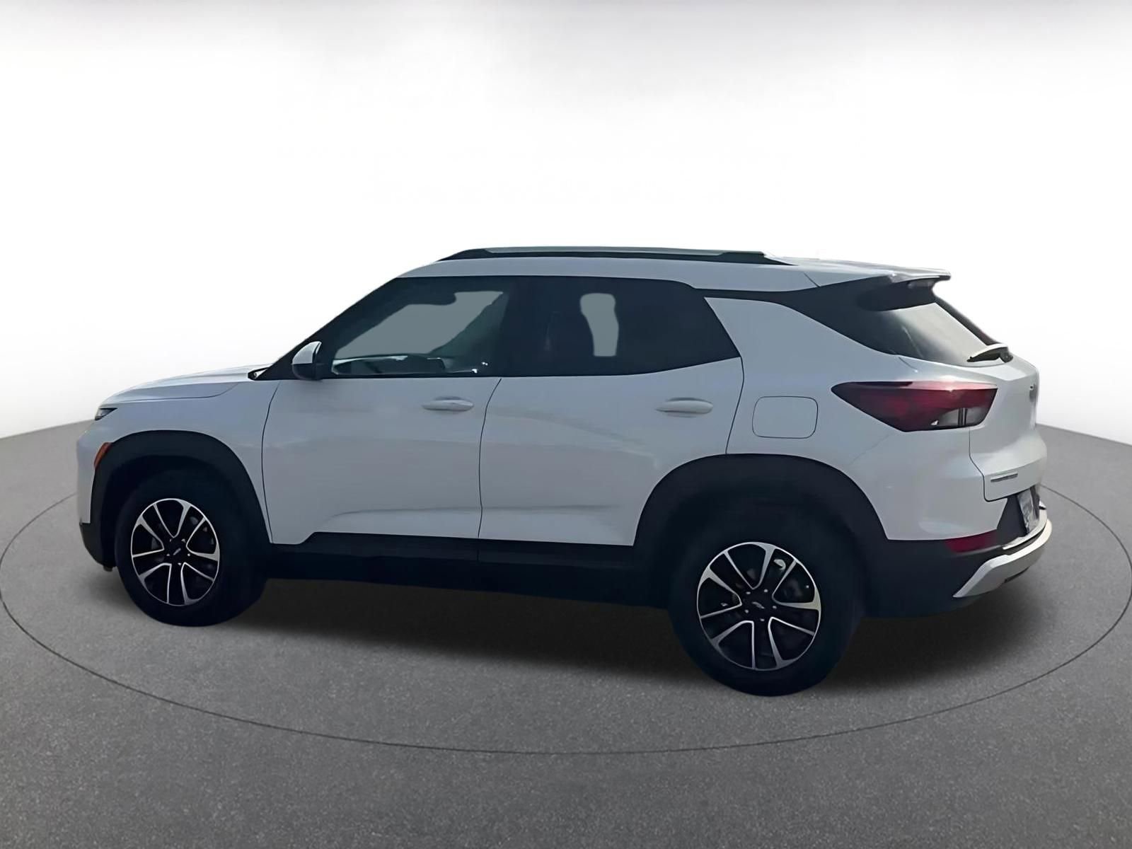 Thumbnail: 2025 Chevrolet TrailBlazer - 10