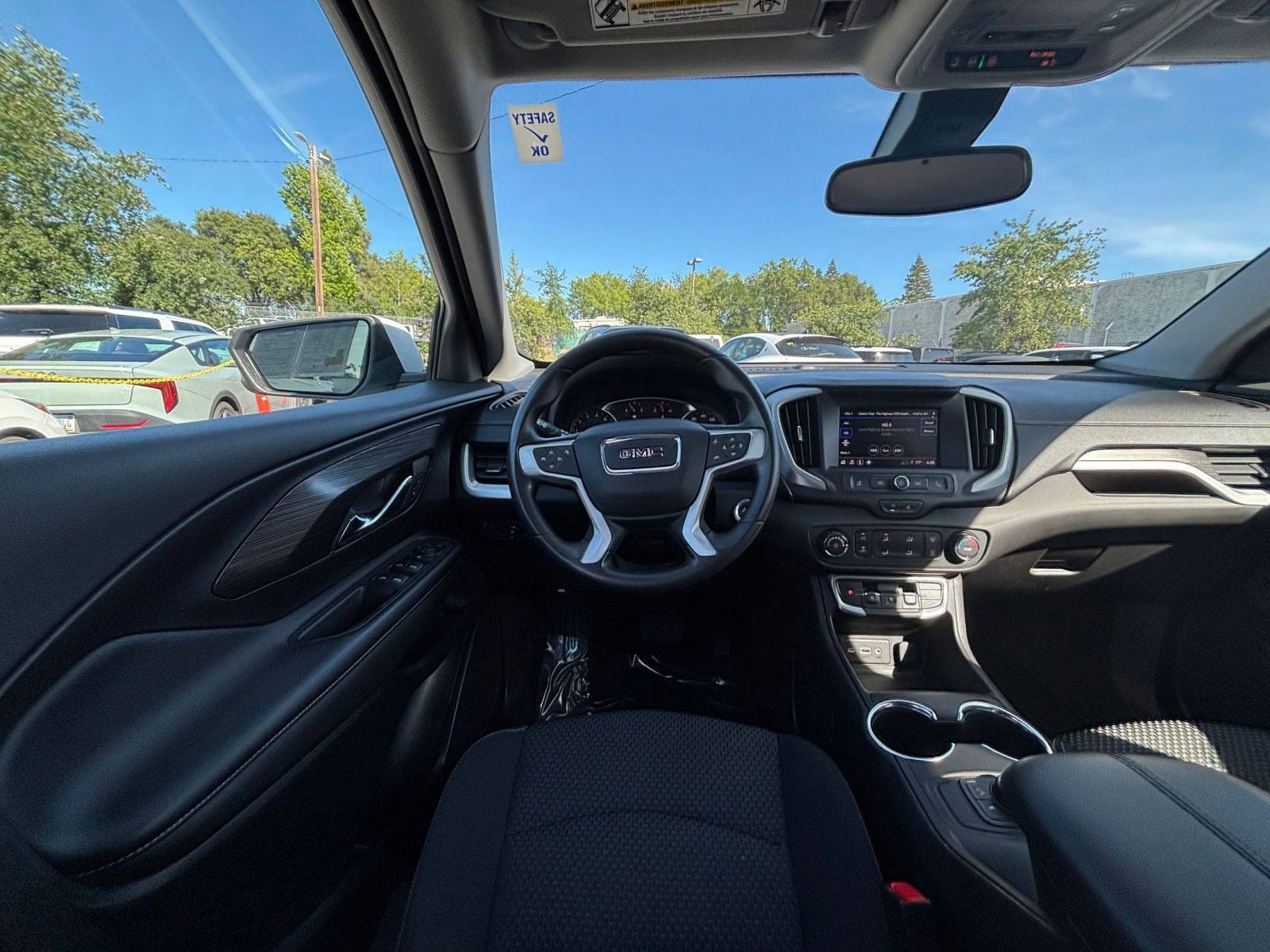 Thumbnail: 2024 GMC Terrain - 33
