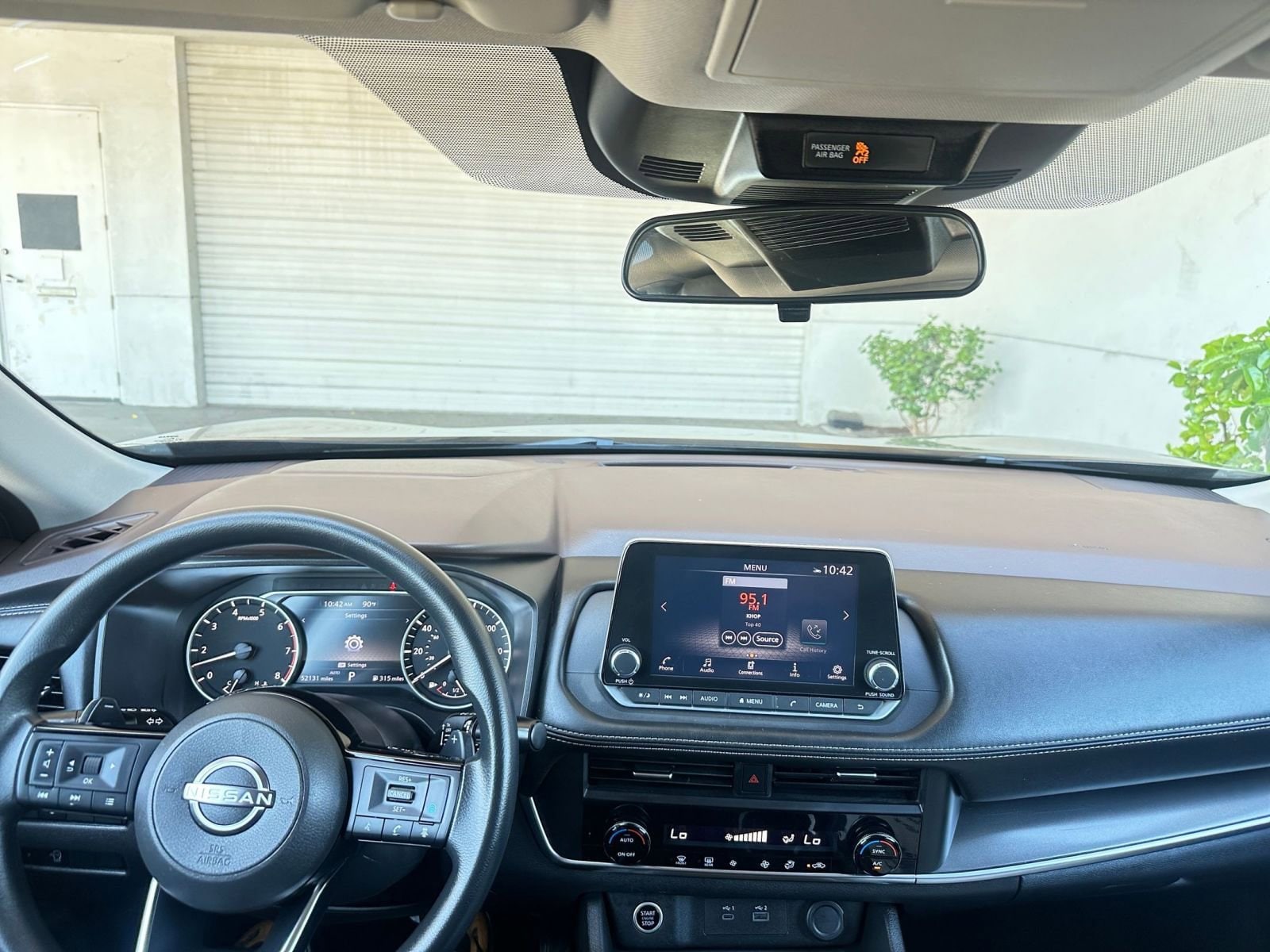 2023 Nissan Rogue SV 33