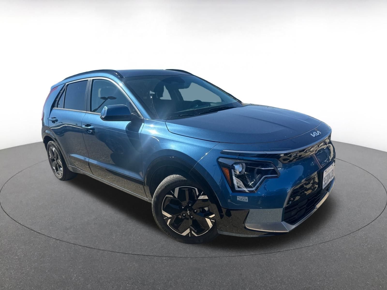 Thumbnail: 2023 Kia Niro - 1