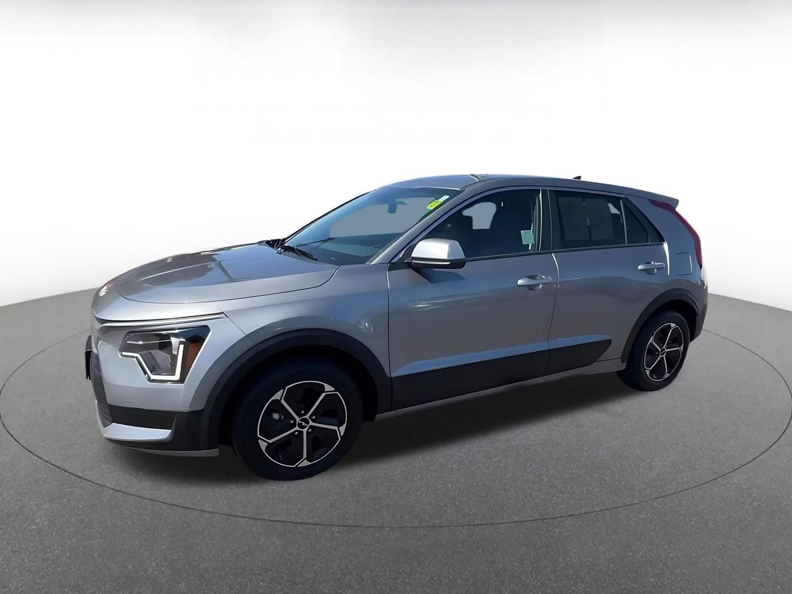 Thumbnail: 2026 Kia Niro - 8
