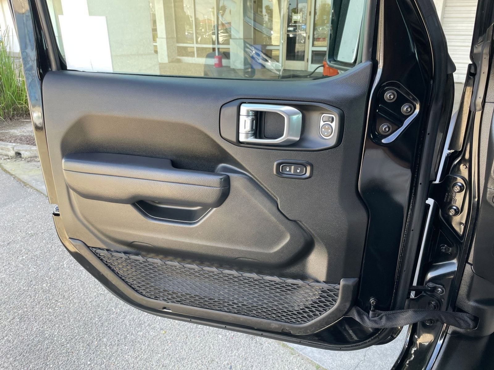 Thumbnail: 2025 Jeep Wrangler - 18