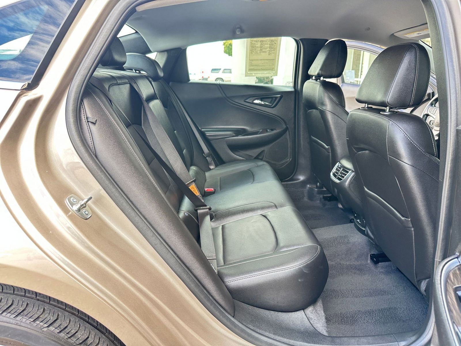 Thumbnail: 2024 Chevrolet Malibu - 25