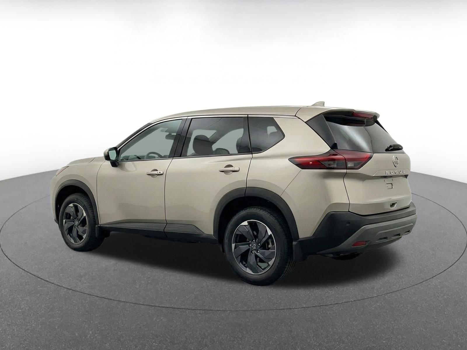 Thumbnail: 2025 Nissan Rogue - 8