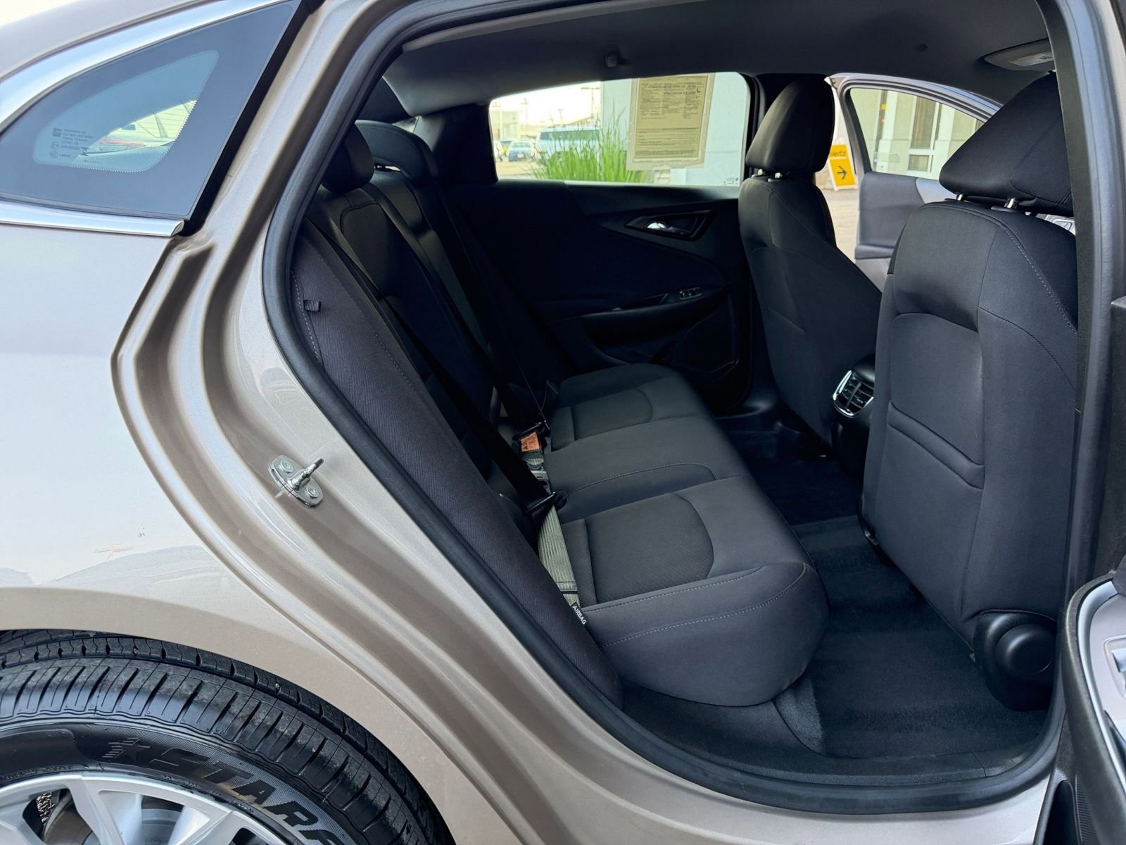 Thumbnail: 2023 Chevrolet Malibu - 27