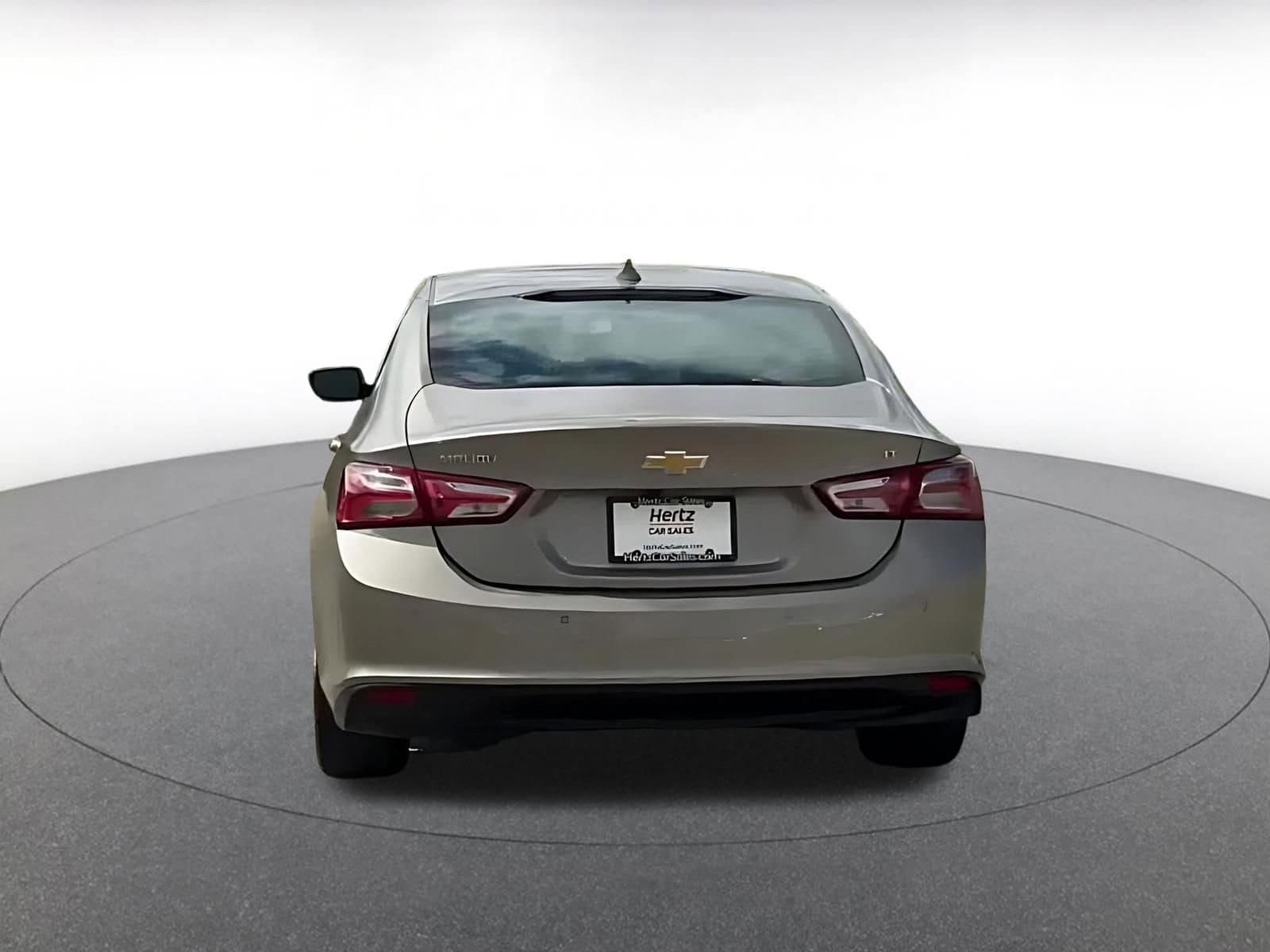 Thumbnail: 2024 Chevrolet Malibu - 12