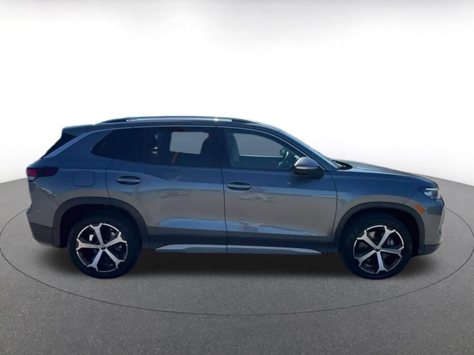 Thumbnail: 2026 Volkswagen Tiguan - 15