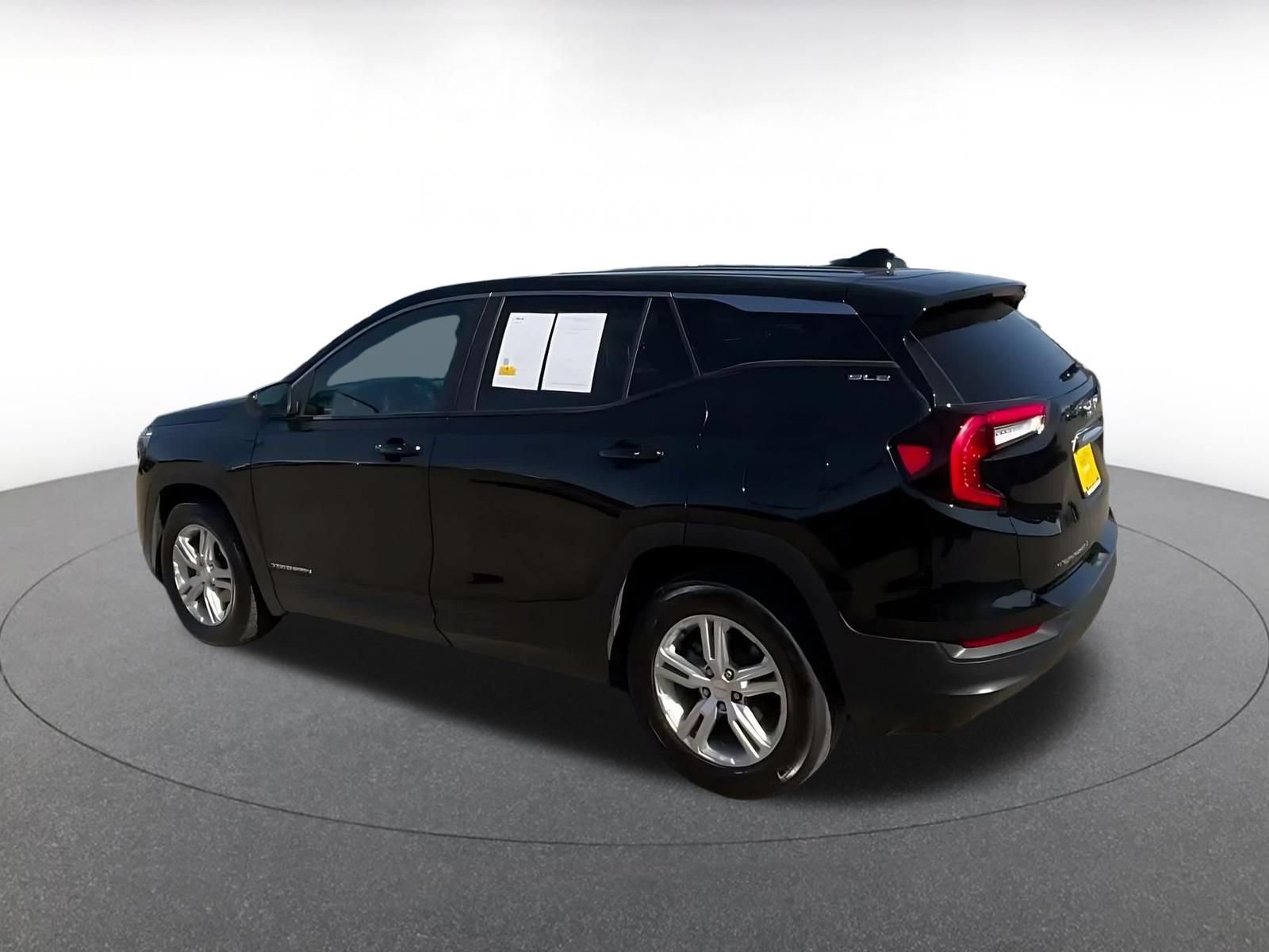 Thumbnail: 2024 GMC Terrain - 9