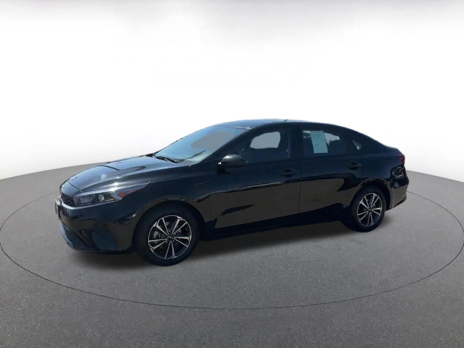 2024 Kia Forte LXS 7