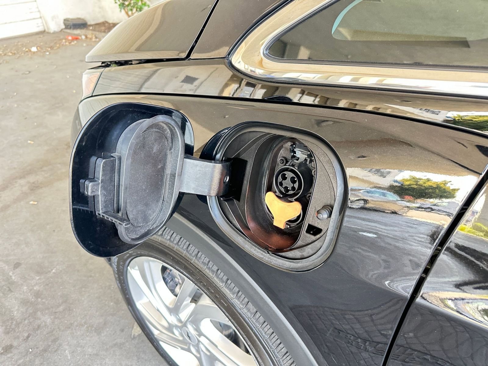 Thumbnail: 2023 Chevrolet Bolt EV - 23
