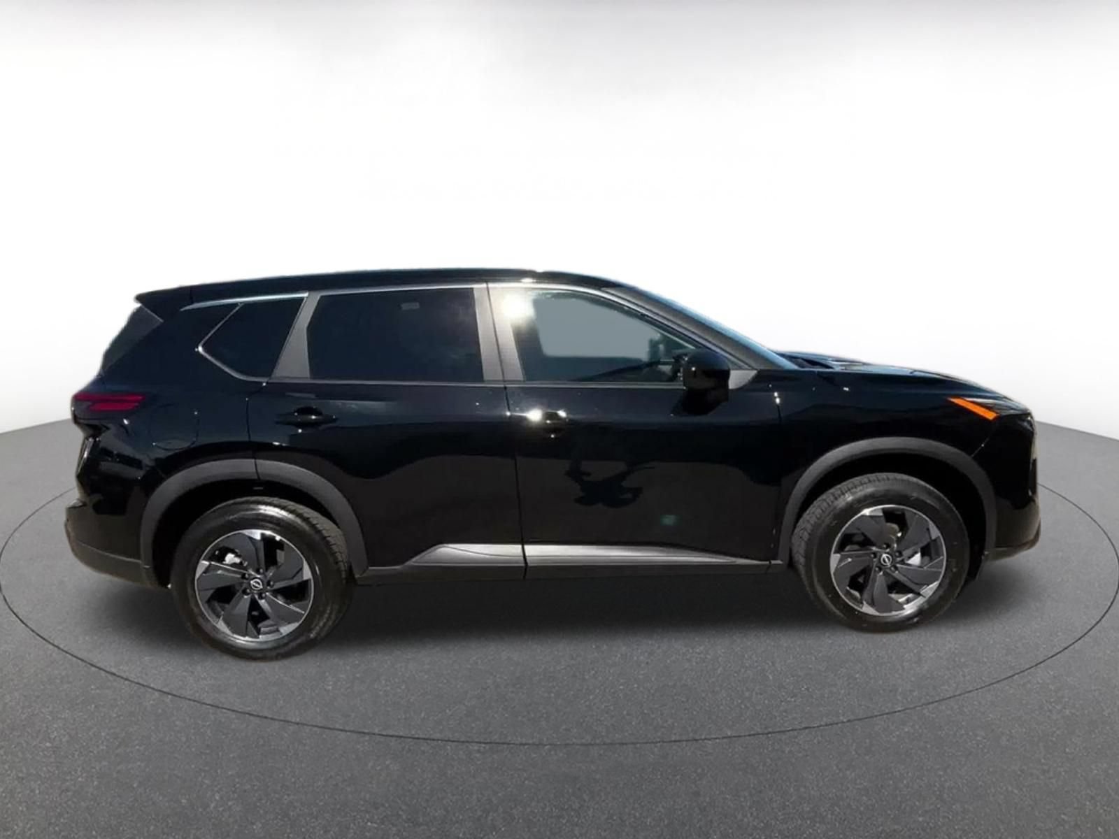 Thumbnail: 2025 Nissan Rogue - 13