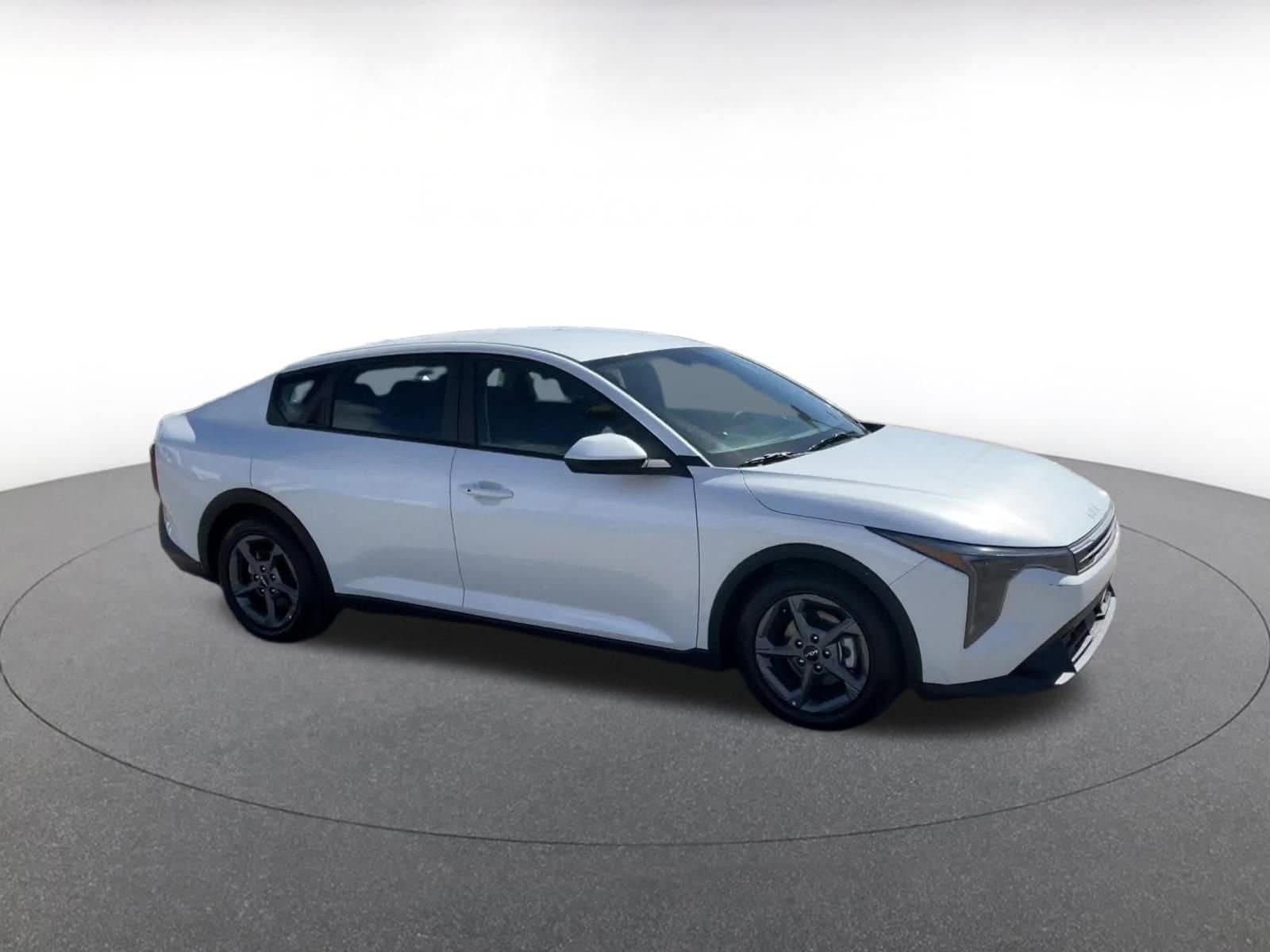 Thumbnail: 2025 Kia K4 - 2