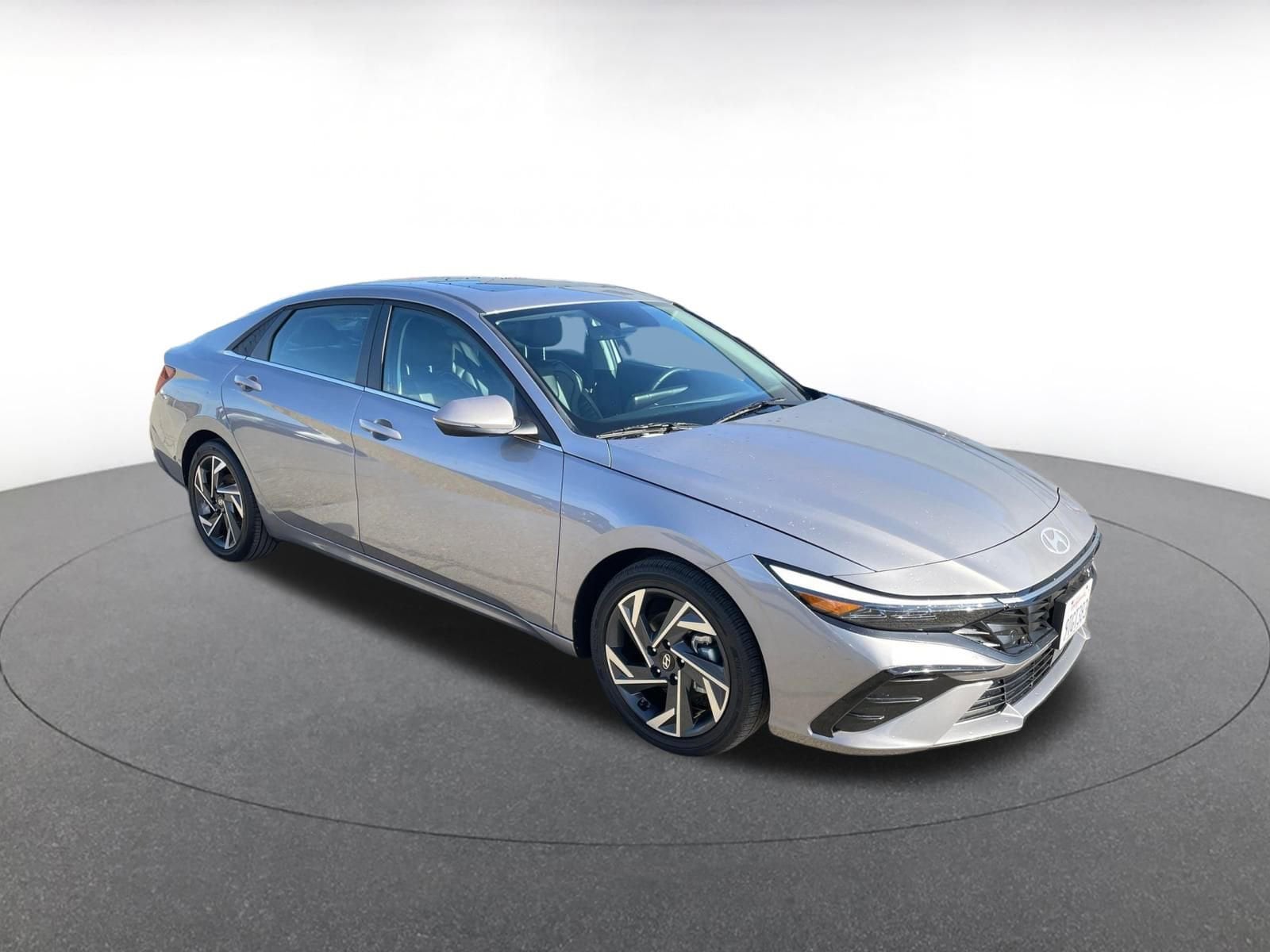 Thumbnail: 2025 Hyundai Elantra - 1