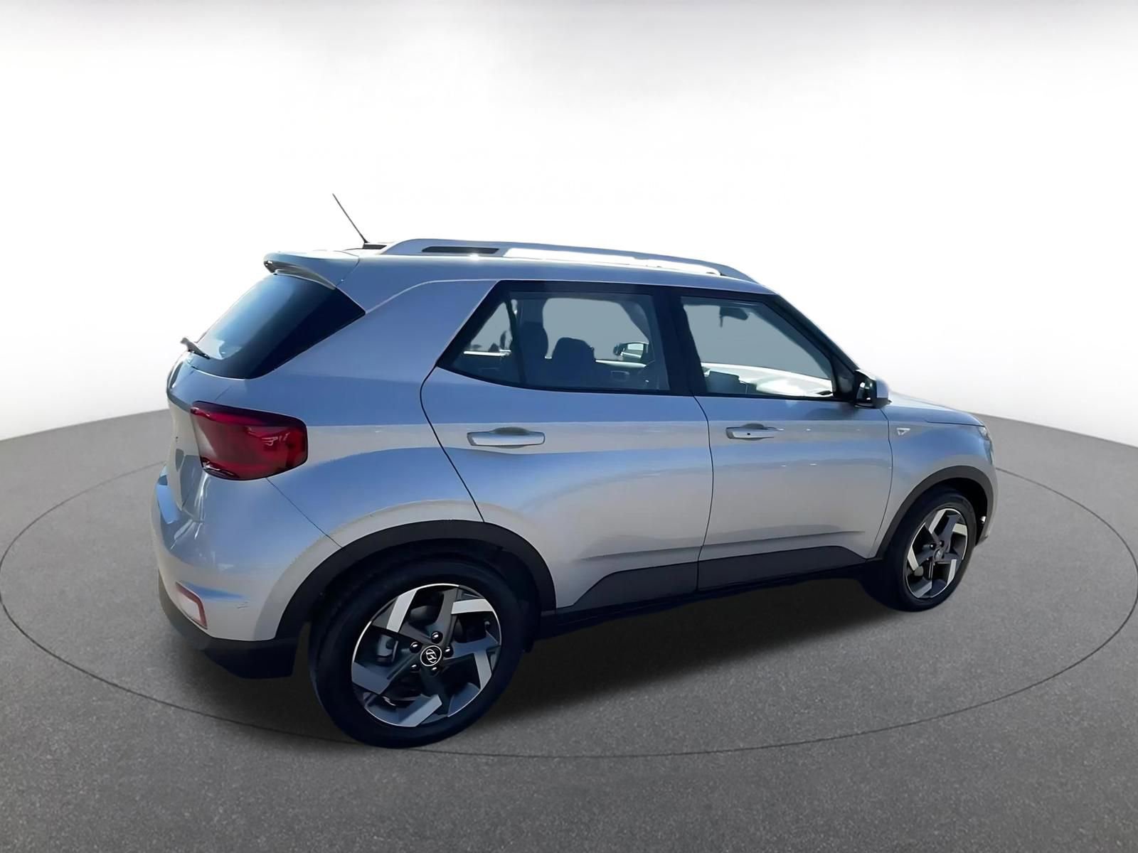 Thumbnail: 2025 Hyundai Venue - 15