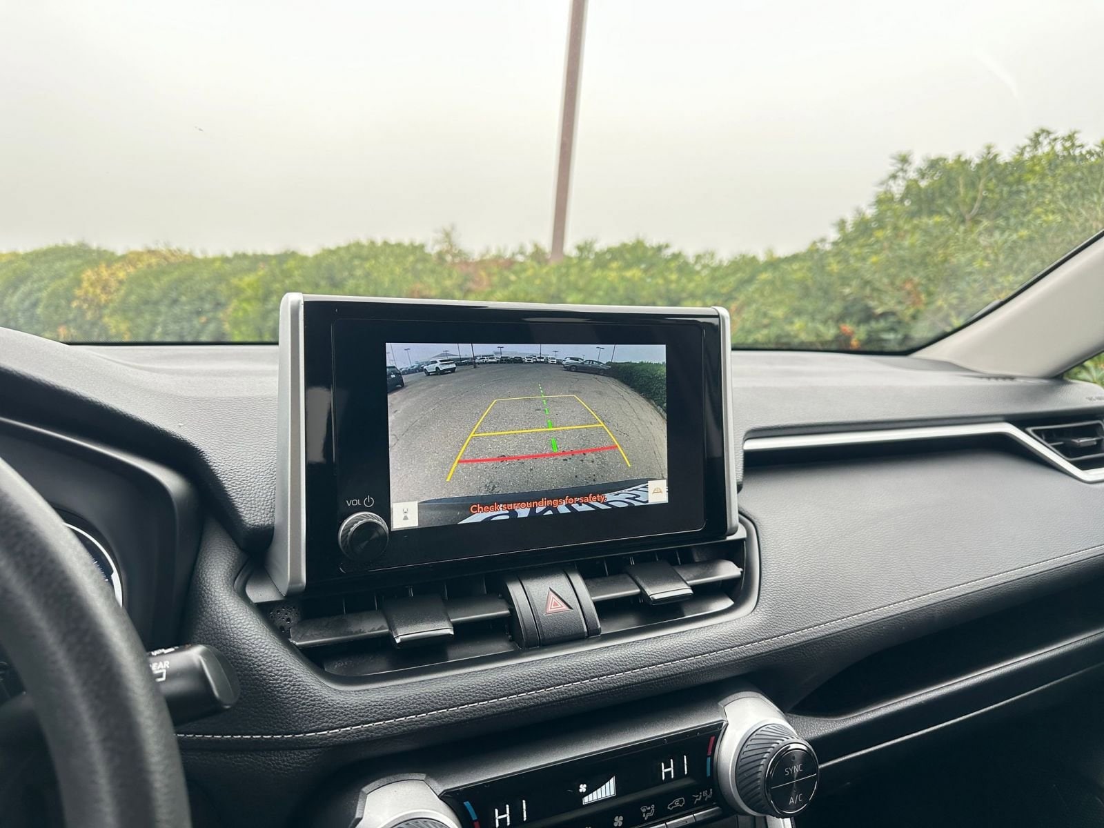 Thumbnail: 2025 Toyota RAV4 - 17