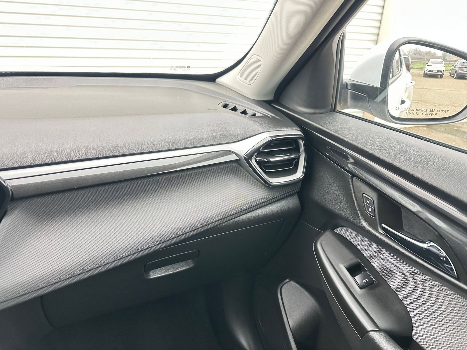 Thumbnail: 2025 Chevrolet TrailBlazer - 35