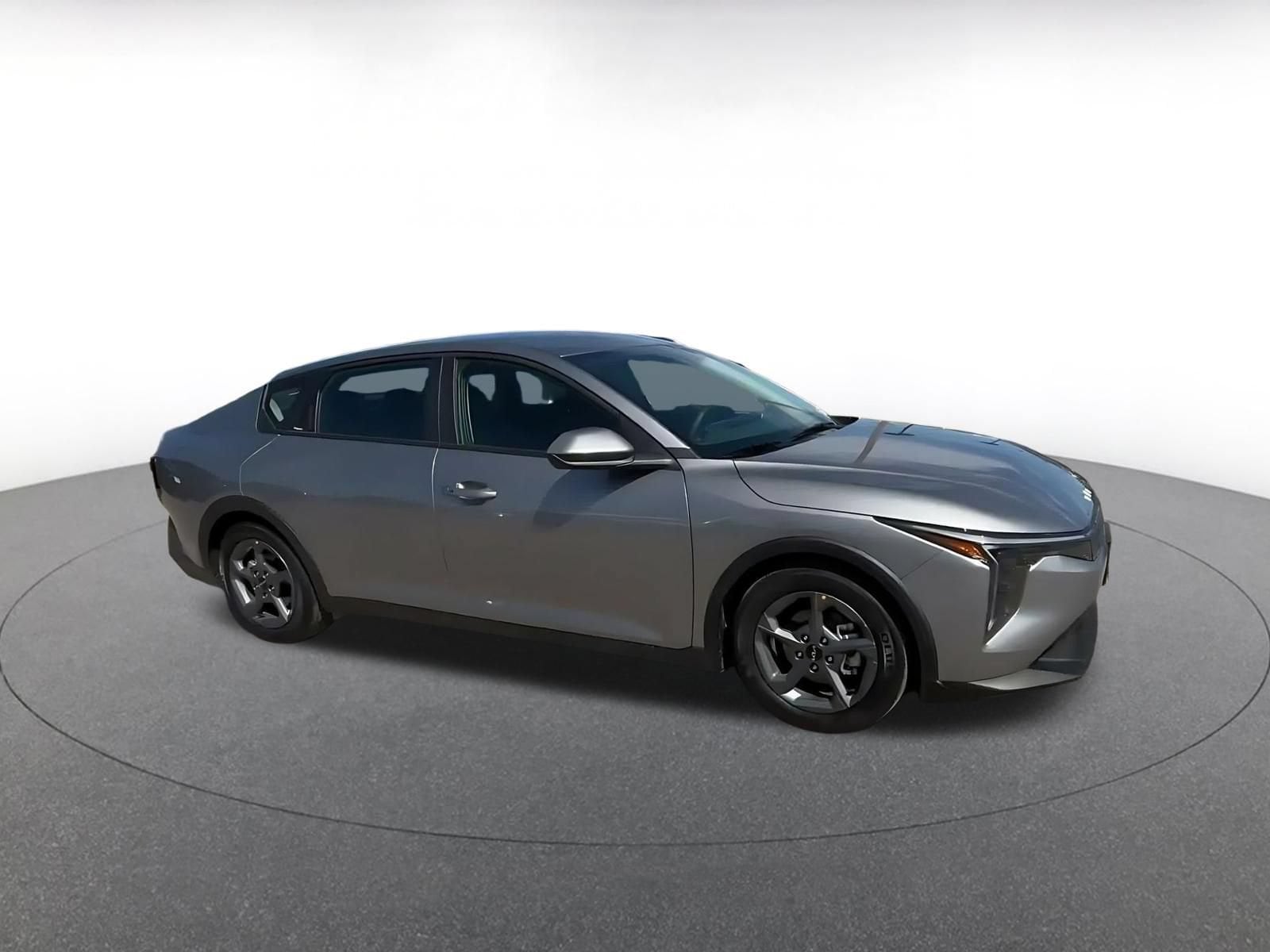 Thumbnail: 2026 Kia K4 - 3