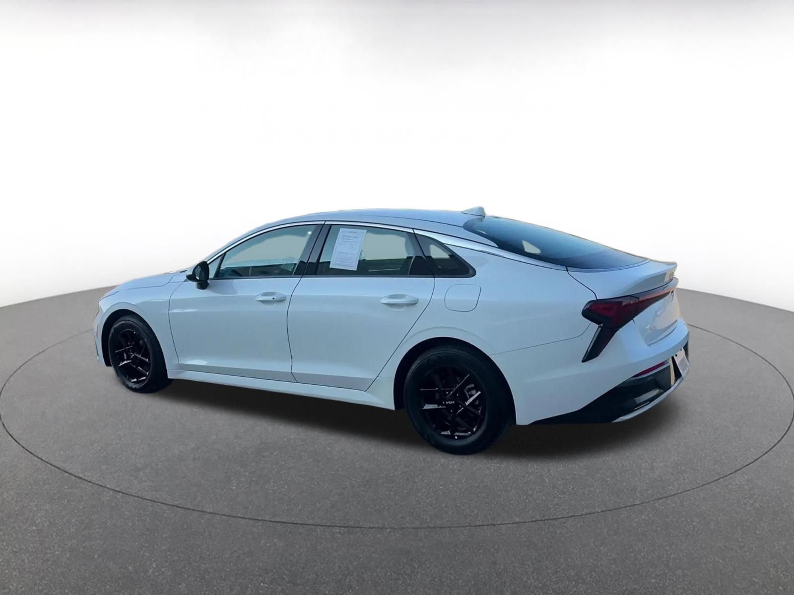 Thumbnail: 2025 Kia K5 - 10