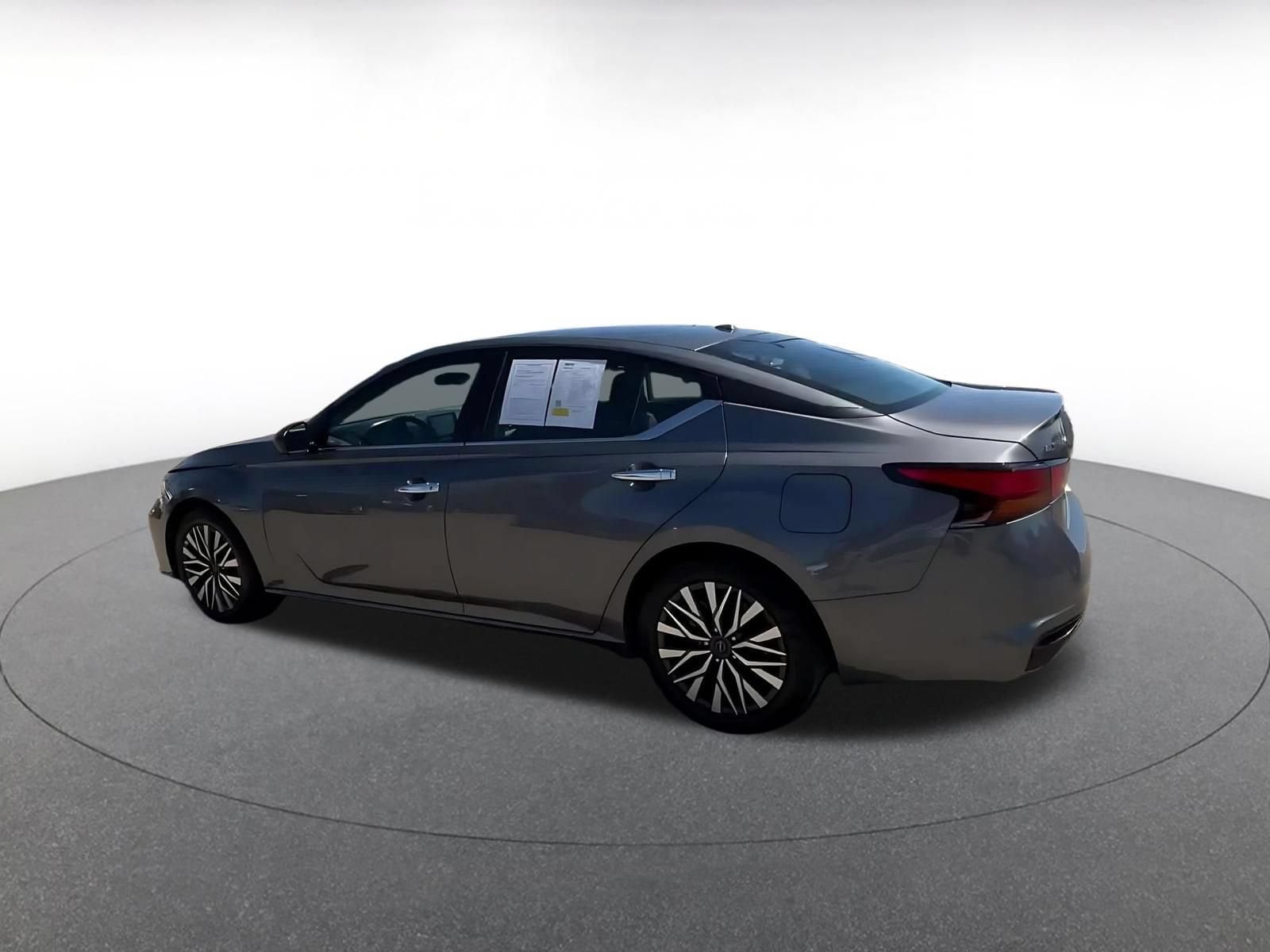 Thumbnail: 2025 Nissan Altima - 10
