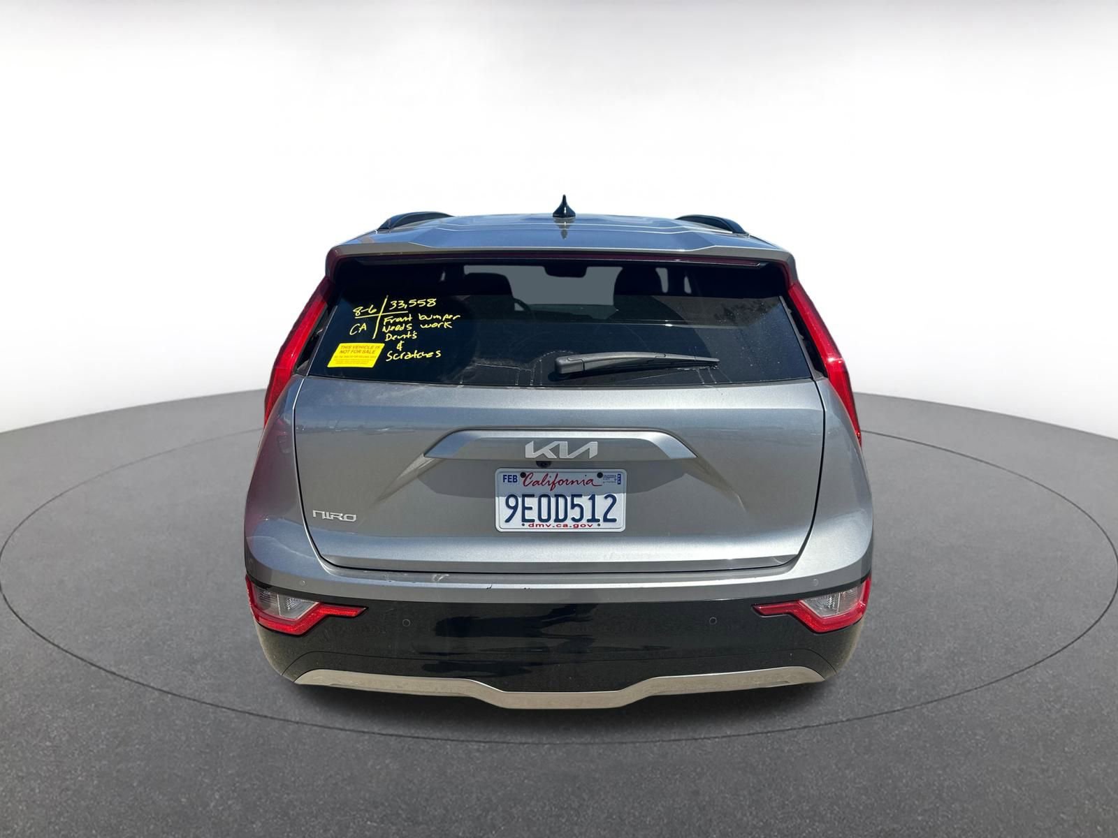 Thumbnail: 2023 Kia Niro - 4