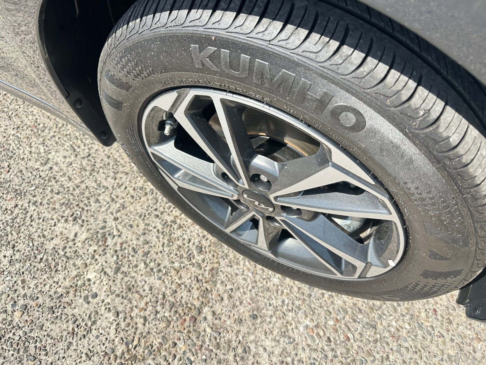 2024 Volkswagen Taos S 30
