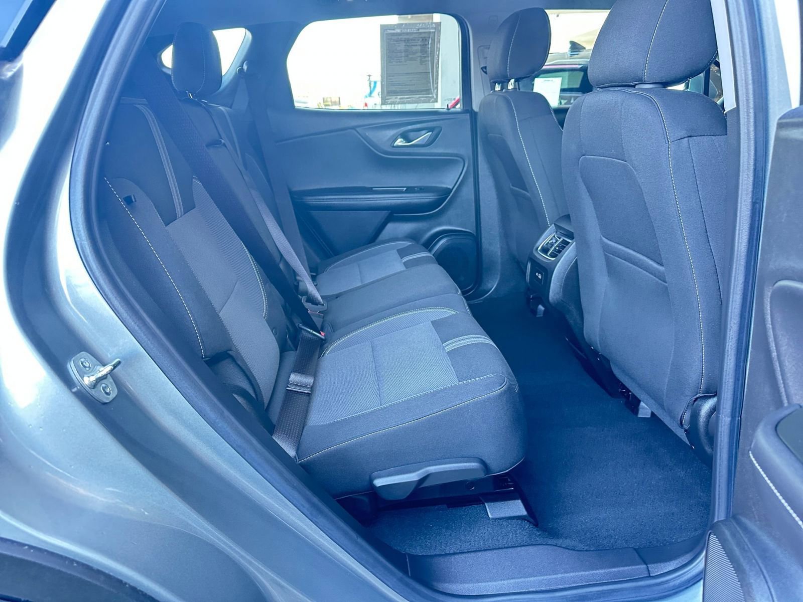 Thumbnail: 2025 Chevrolet Blazer - 25