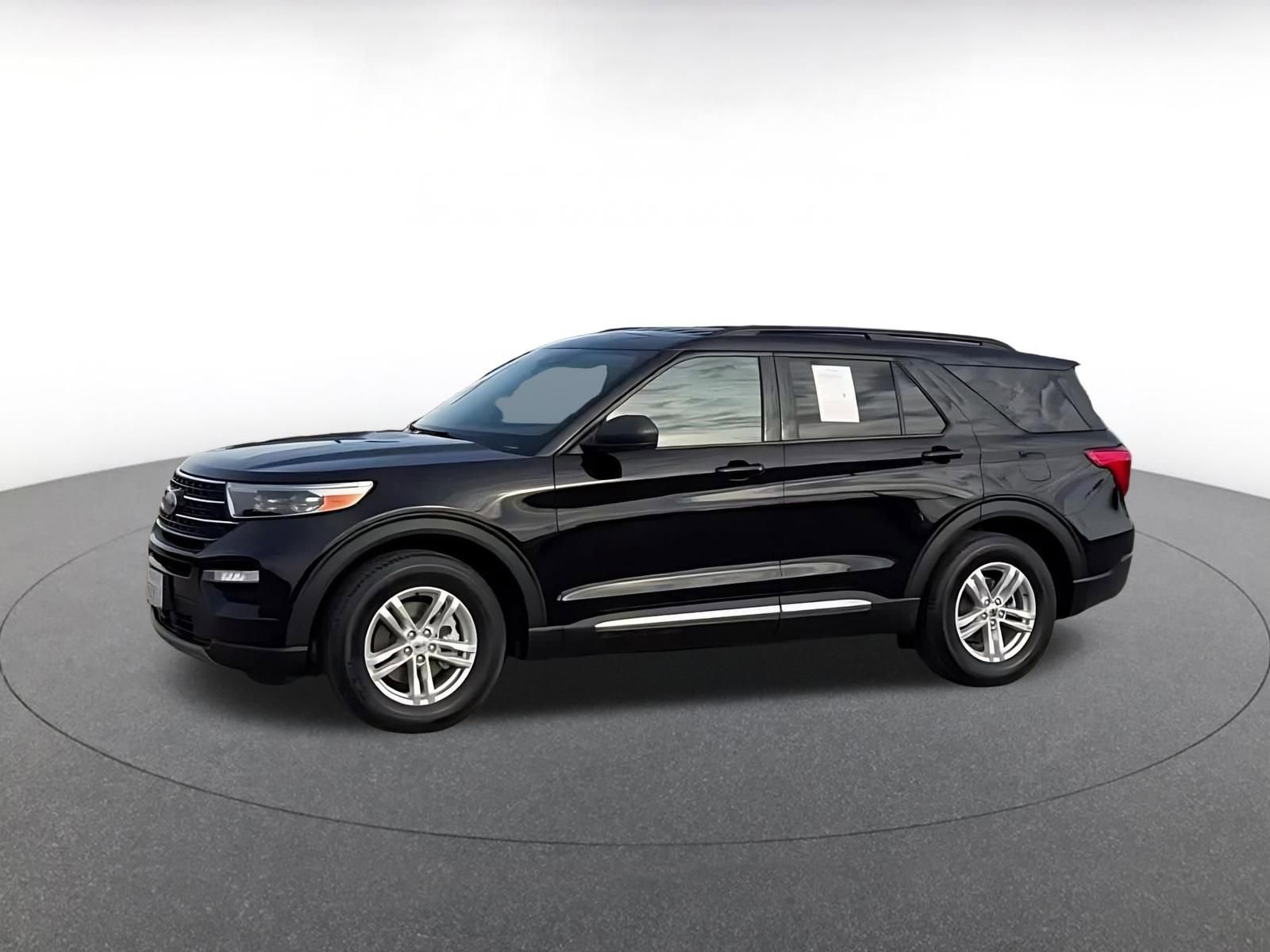 Thumbnail: 2023 Ford Explorer - 7
