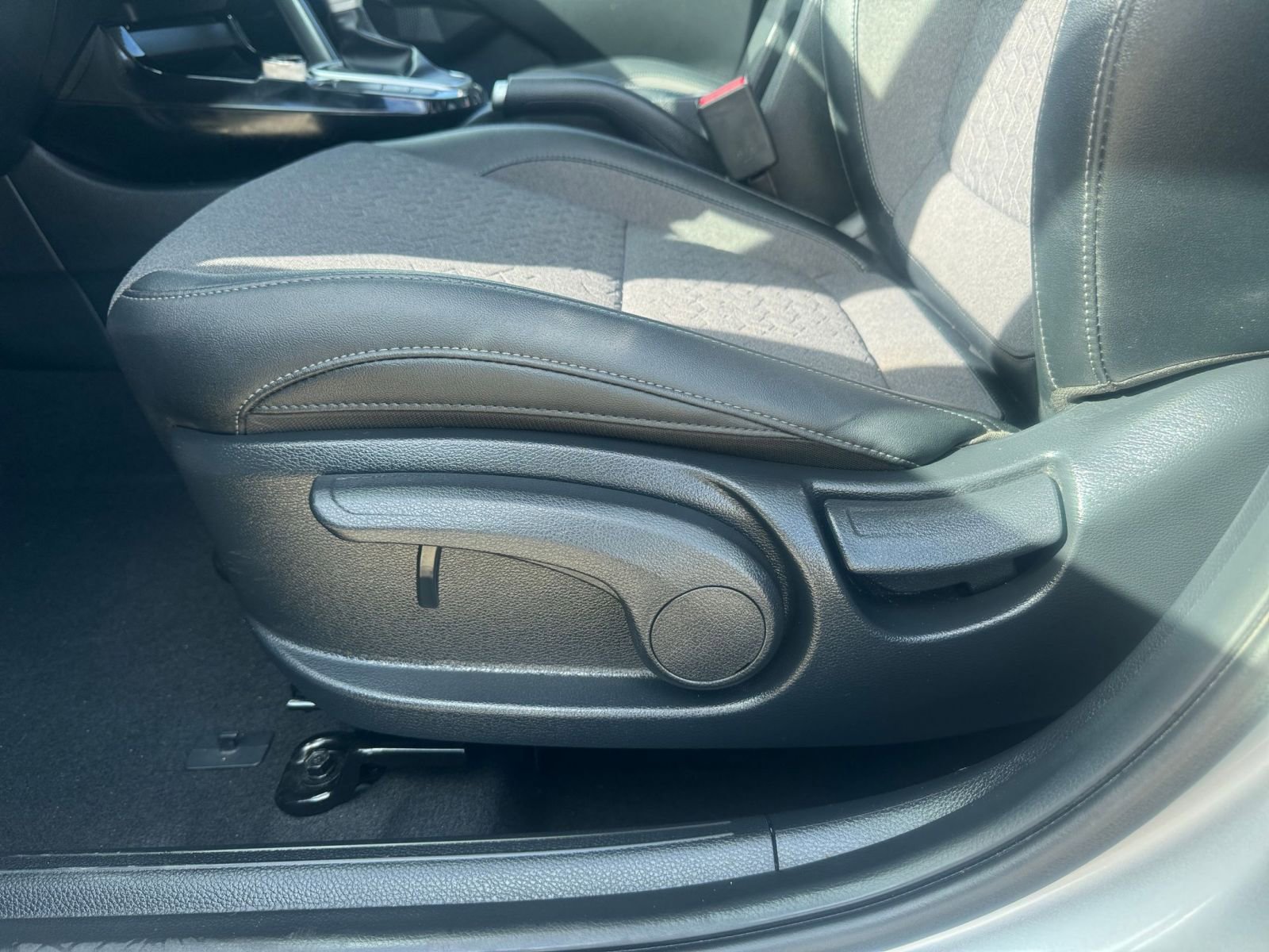 Thumbnail: 2025 Kia Seltos - 23