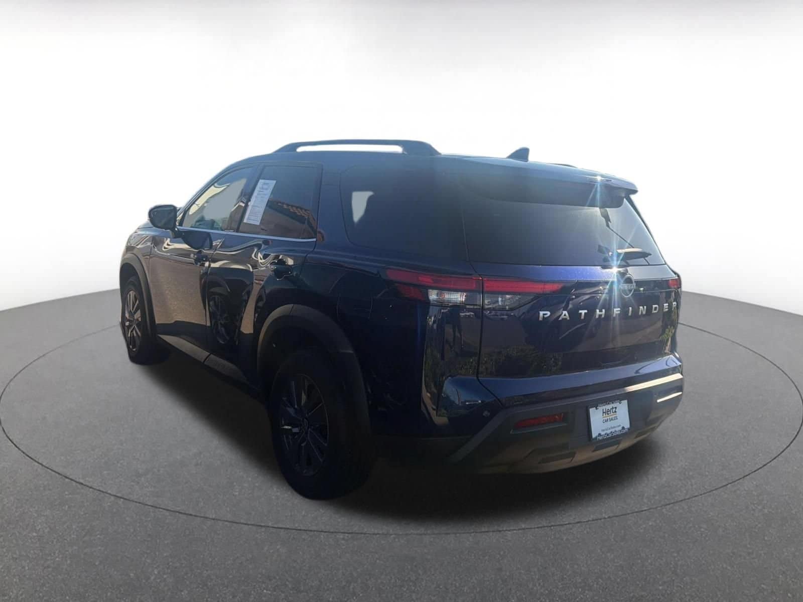Thumbnail: 2025 Nissan Pathfinder - 3