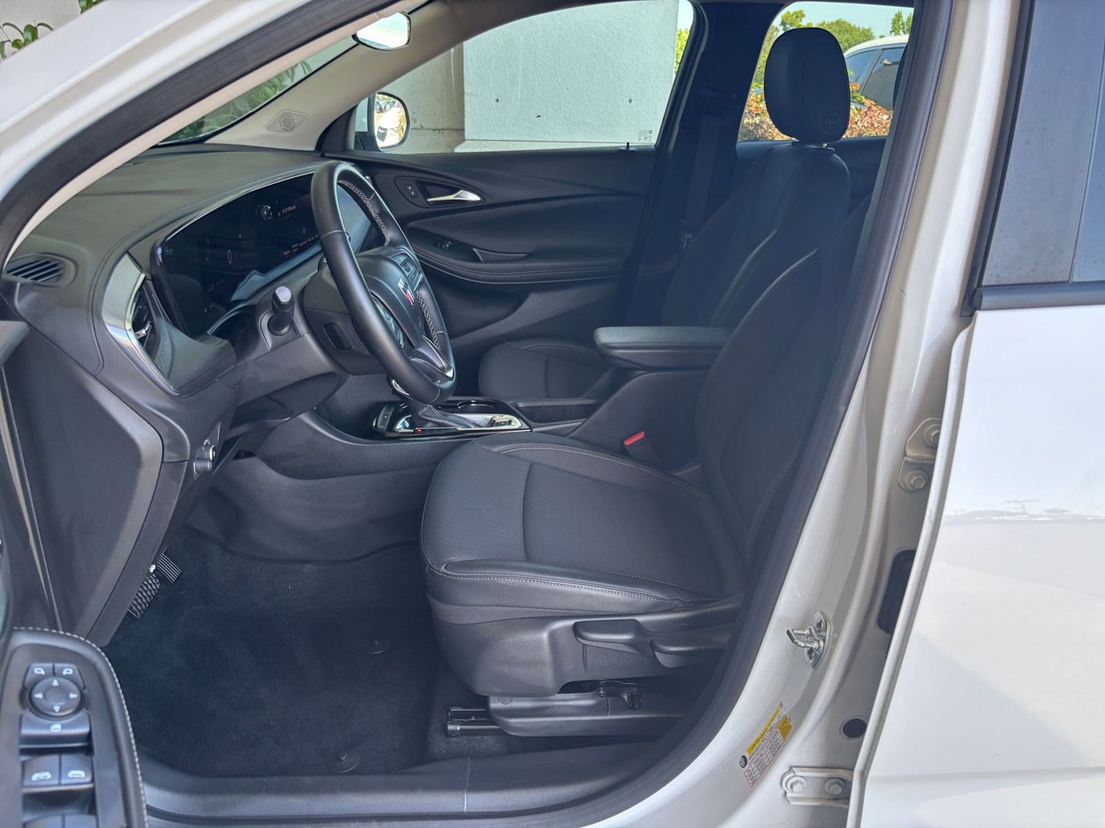Thumbnail: 2025 Buick Encore GX - 28