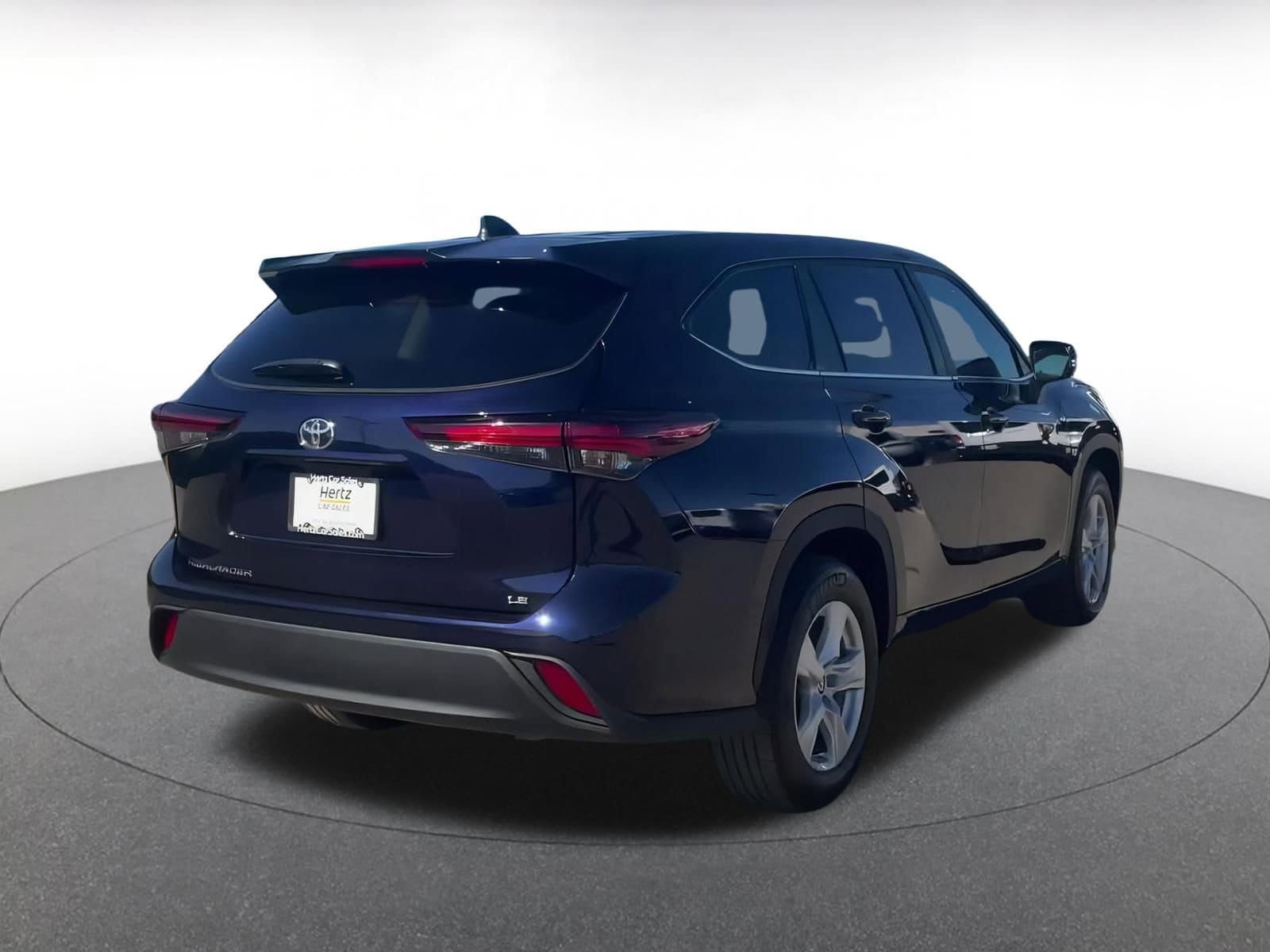 Thumbnail: 2025 Toyota Highlander - 14