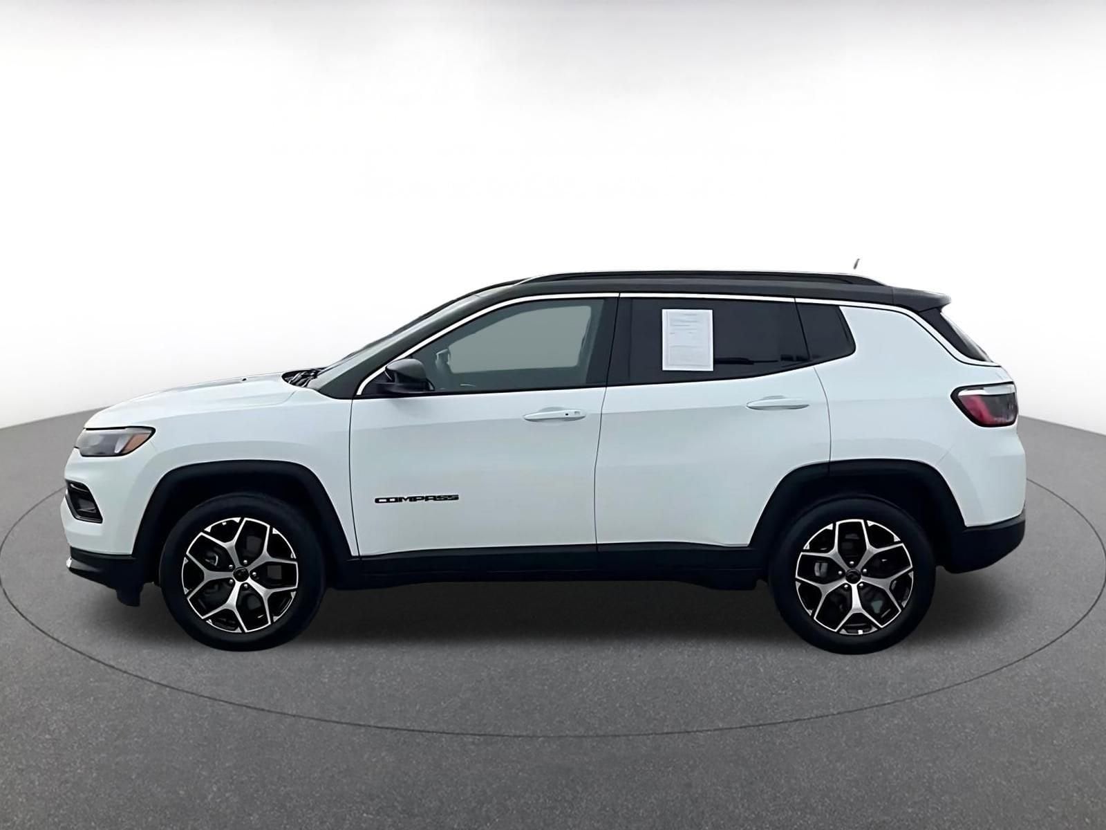 Thumbnail: 2025 Jeep Compass - 9