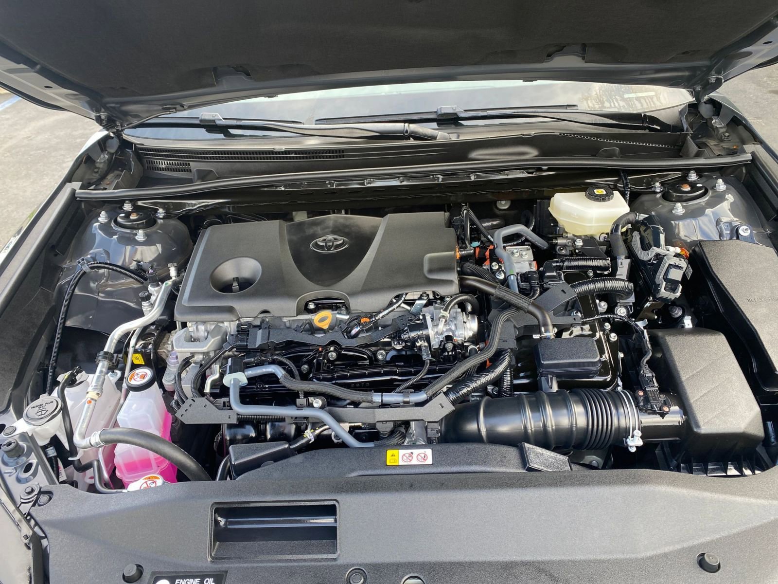 Thumbnail: 2025 Toyota Camry - 32